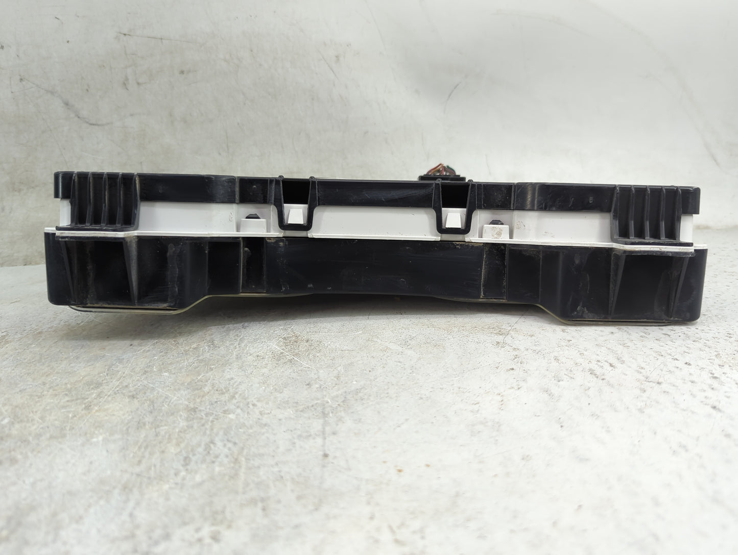 2008-2009 Chevrolet Silverado 2500 Instrument Cluster Speedometer Gauges P/N:22838399 28330570 Miles: Fits OEM Used Auto Par
