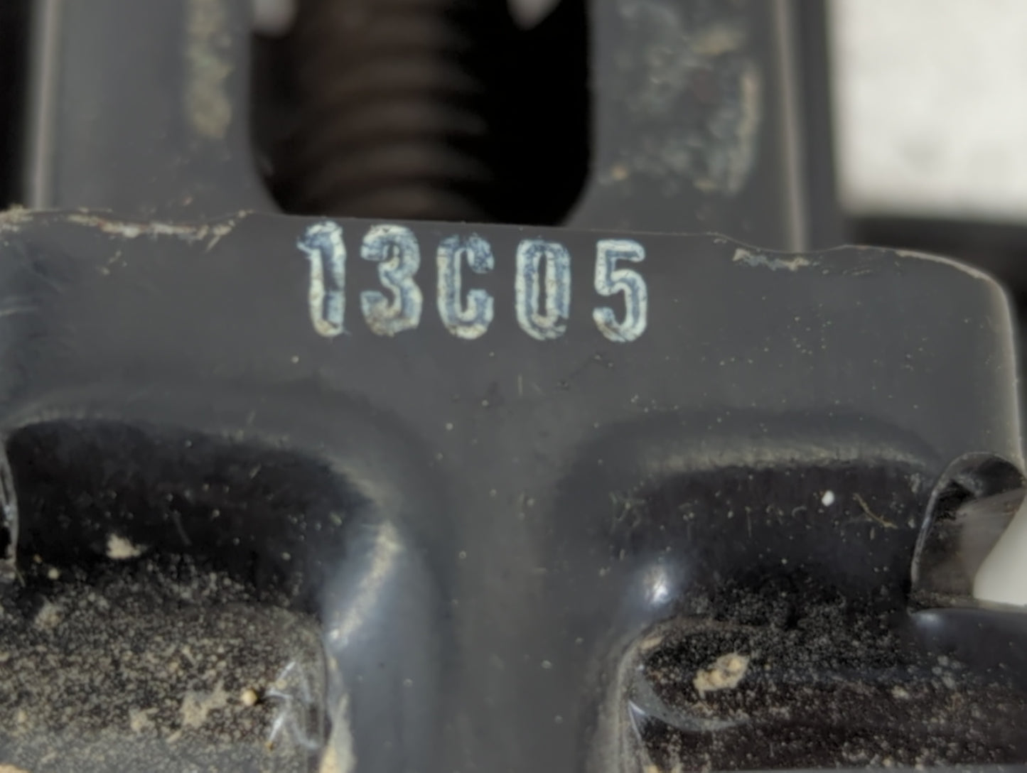 2013 Chevrolet Sonic Spare Scissor Car Jack 1068502 - Oemusedautoparts1.com