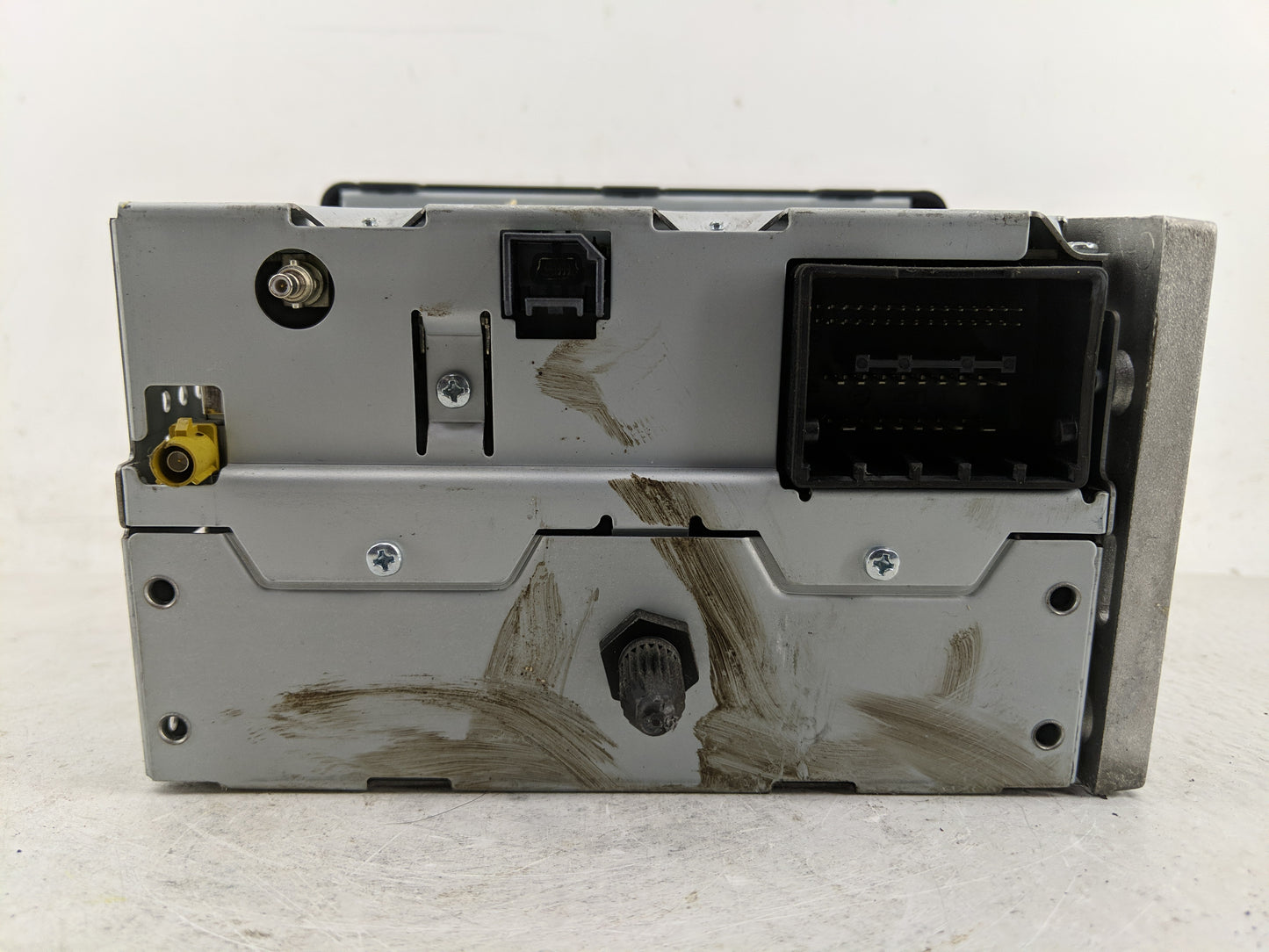 2013 Chevrolet Sonic Radio AM FM Cd Player Receiver Replacement P/N:95242290 Fits OEM Used Auto Parts - Oemusedautoparts1.co