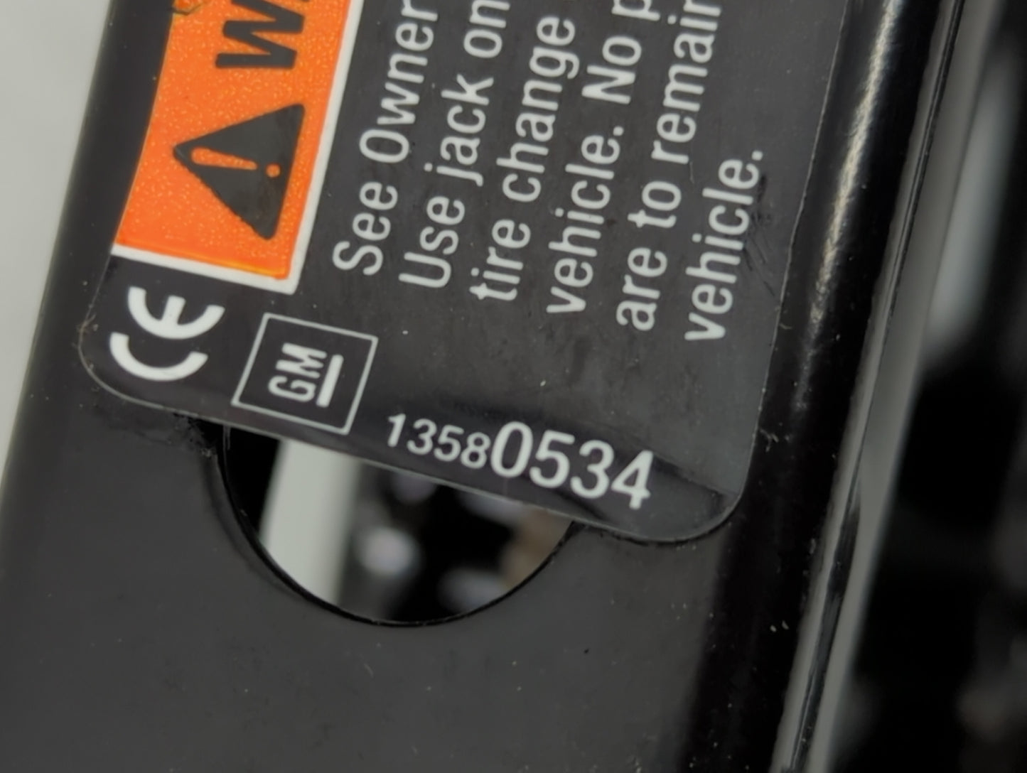 2013 Chevrolet Sonic Spare Scissor Car Jack - Oemusedautoparts1.com
