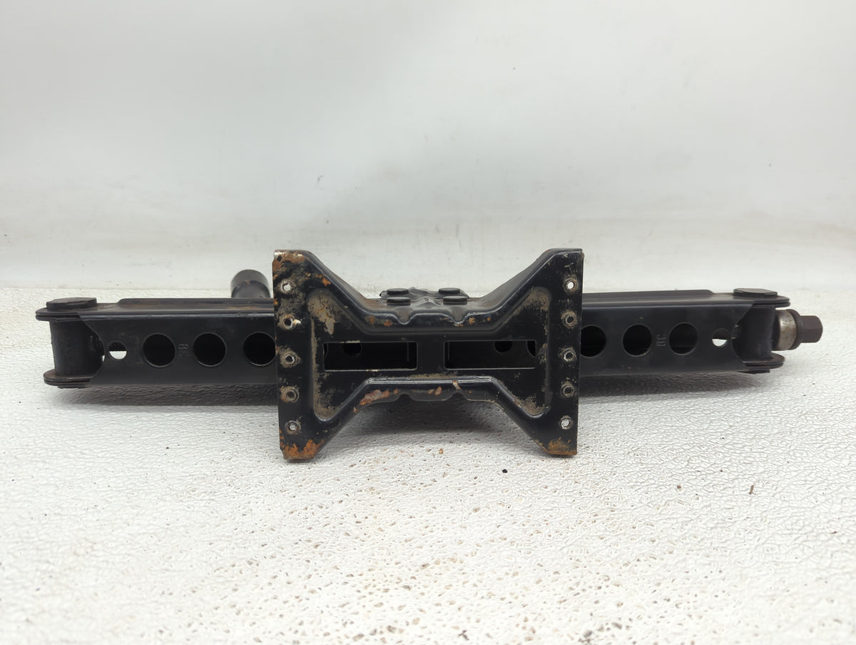 2013 Chevrolet Suburban Spare Scissor Car Jack - Oemusedautoparts1.com