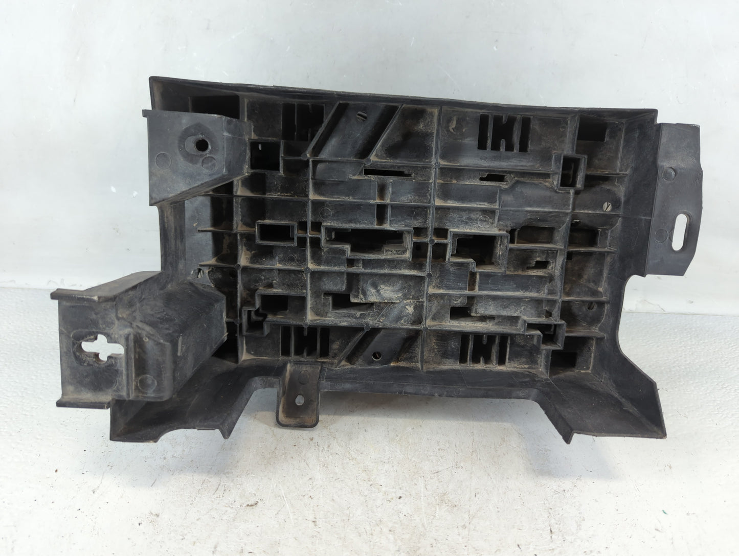 2010-2014 Chevrolet Suburban 1500 Fusebox Fuse Box Panel Relay Module P/N:22798217 Fits Fits 2010 2011 2012 2013 2014 OEM Us
