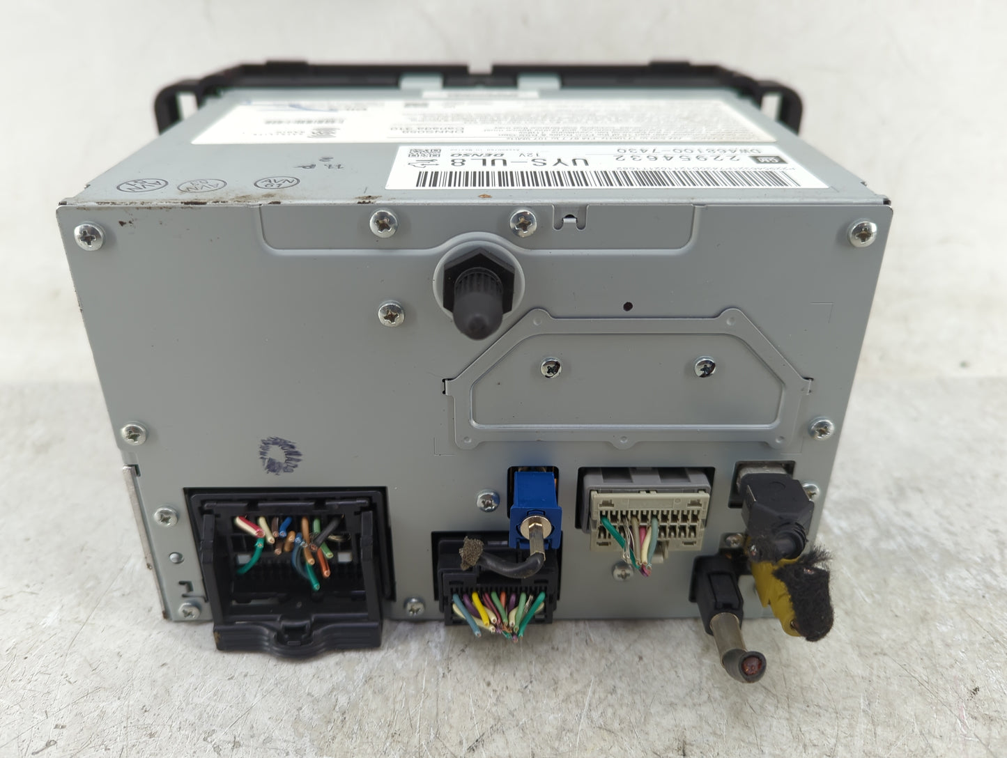 2012-2014 Chevrolet Tahoe Radio AM FM Cd Player Receiver Replacement P/N:DW468100-7430 22954632 Fits Fits 2012 2013 2014 OEM