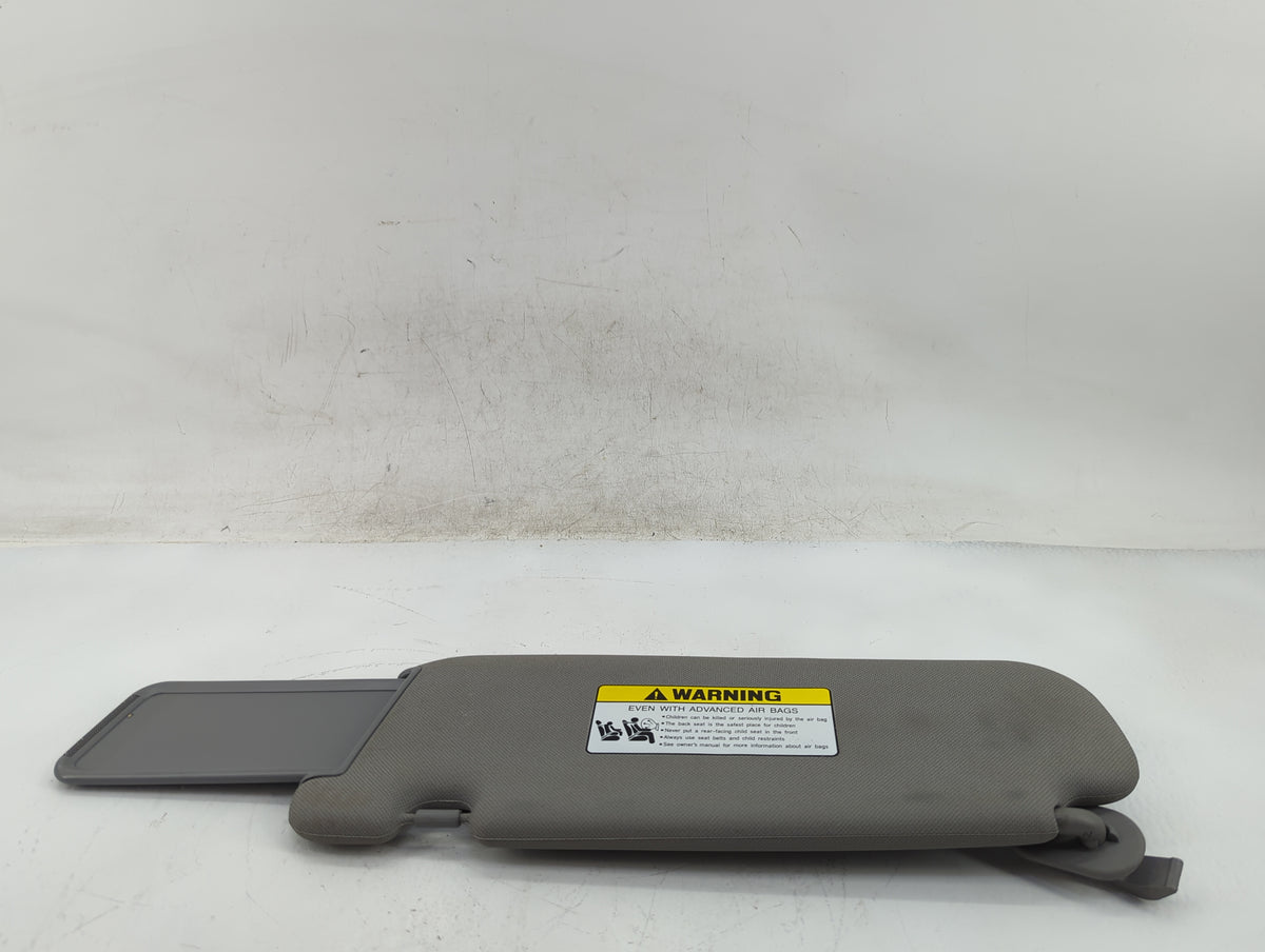 2013 Chevrolet Vectra Sun Visor Shade Replacement Passenger Right Mirror Fits Fits 2012 2014 2015 OEM Used Auto Parts - Oemu