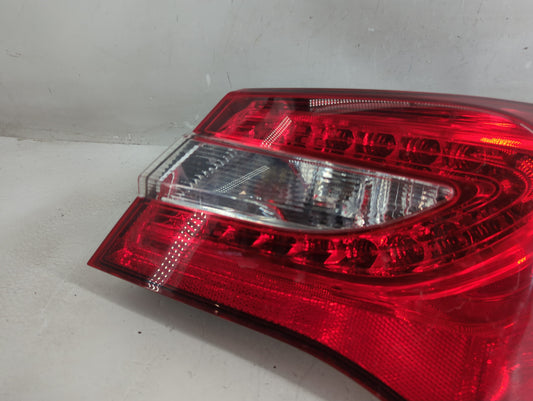 2011-2014 Chrysler 200 Tail Light Assembly Passenger Right OEM P/N:05182524AE Fits Fits 2011 2012 2013 2014 OEM Used Auto Parts