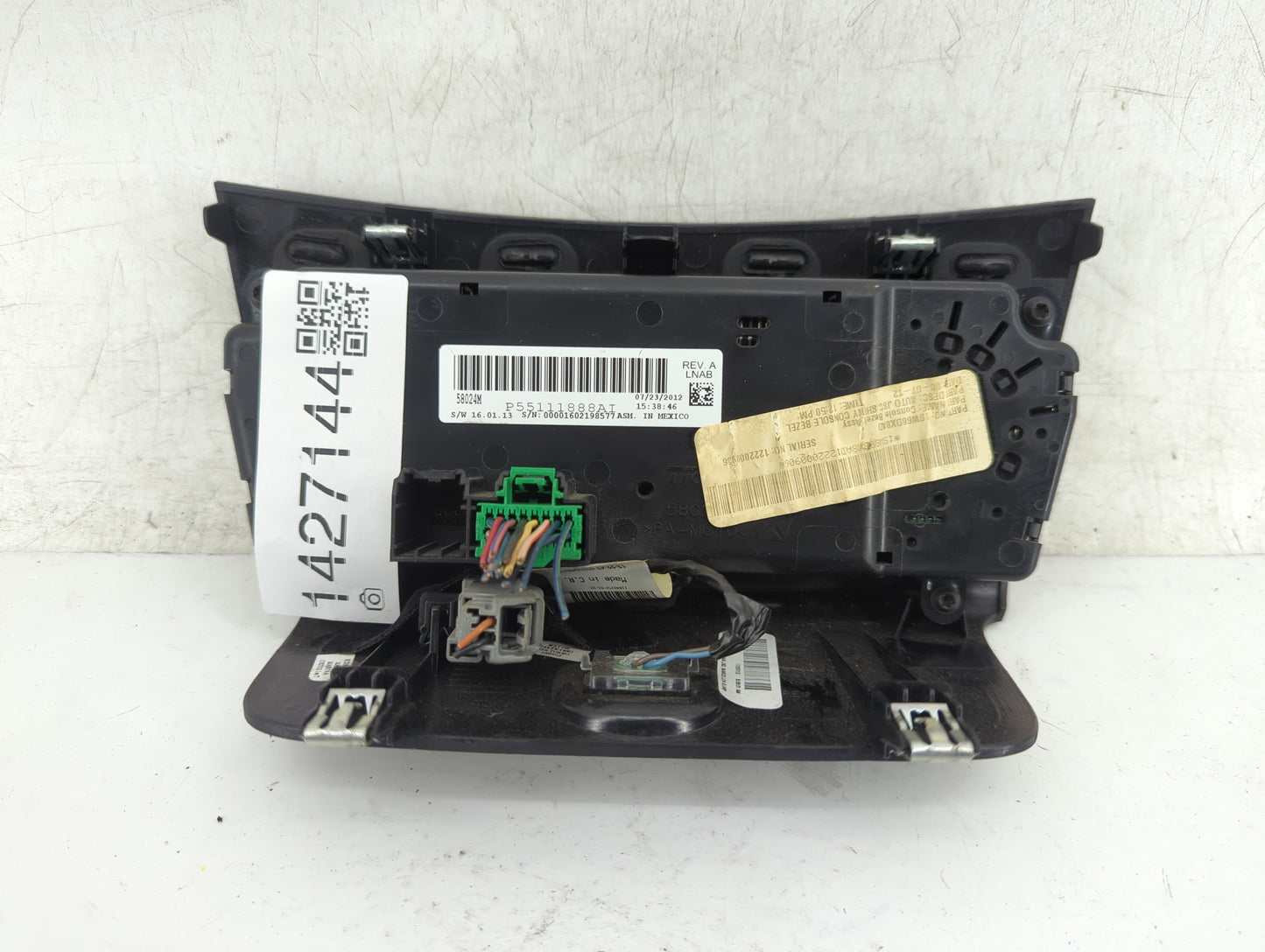 2011-2014 Chrysler 200 Climate Control Module Temperature AC/Heater Replacement P/N:P55111888AI Fits OEM Used Auto Parts - O