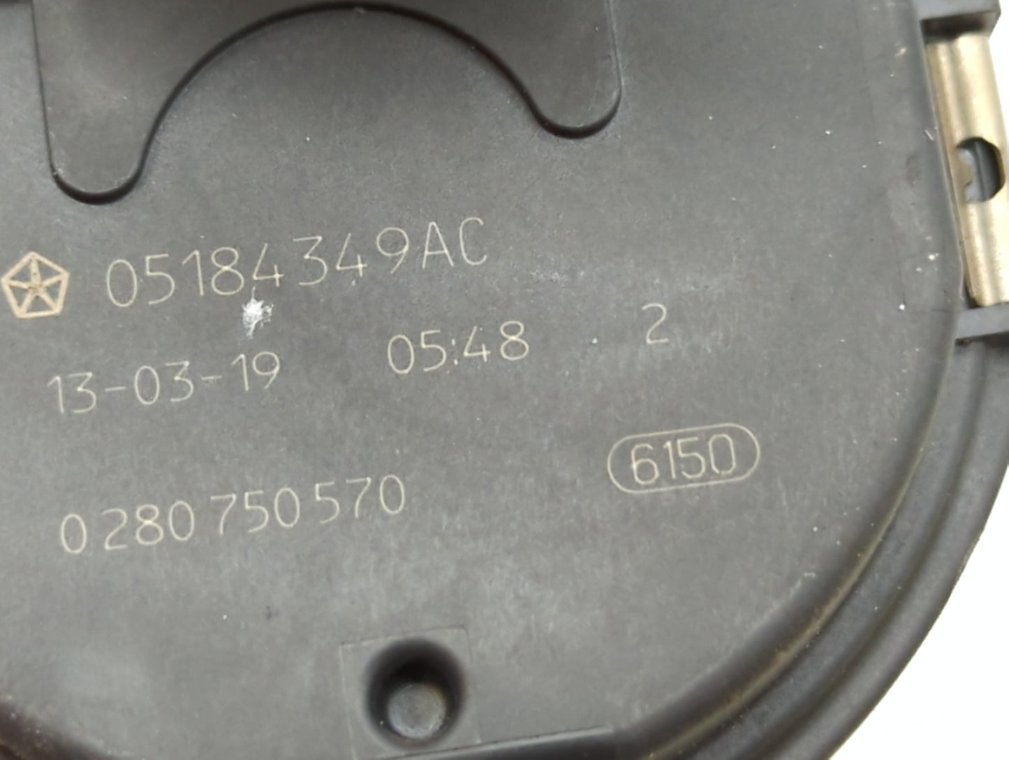 2011-2017 Chrysler 200 Throttle Body P/N:05184349AF 05184349AD, 05184349AB Fits Fits 2011 2012 2013 2014 2015 2016 2017 2018