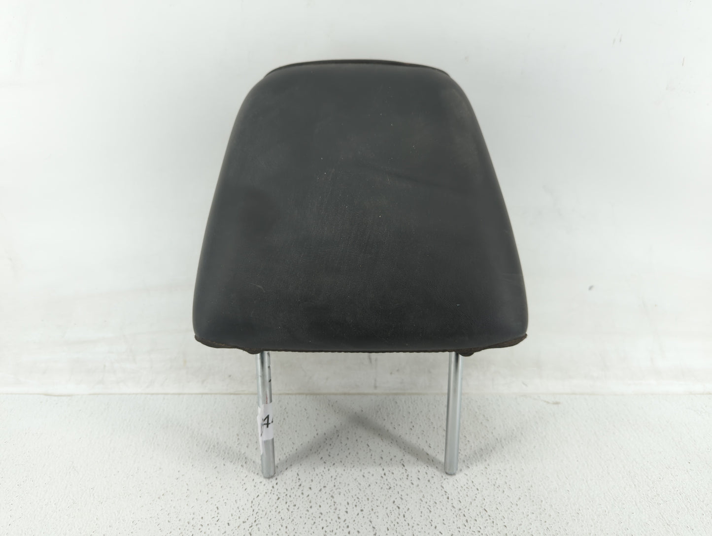 2011-2014 Chrysler 300 Headrest Head Rest Front Driver Passenger Seat - Oemusedautoparts1.com