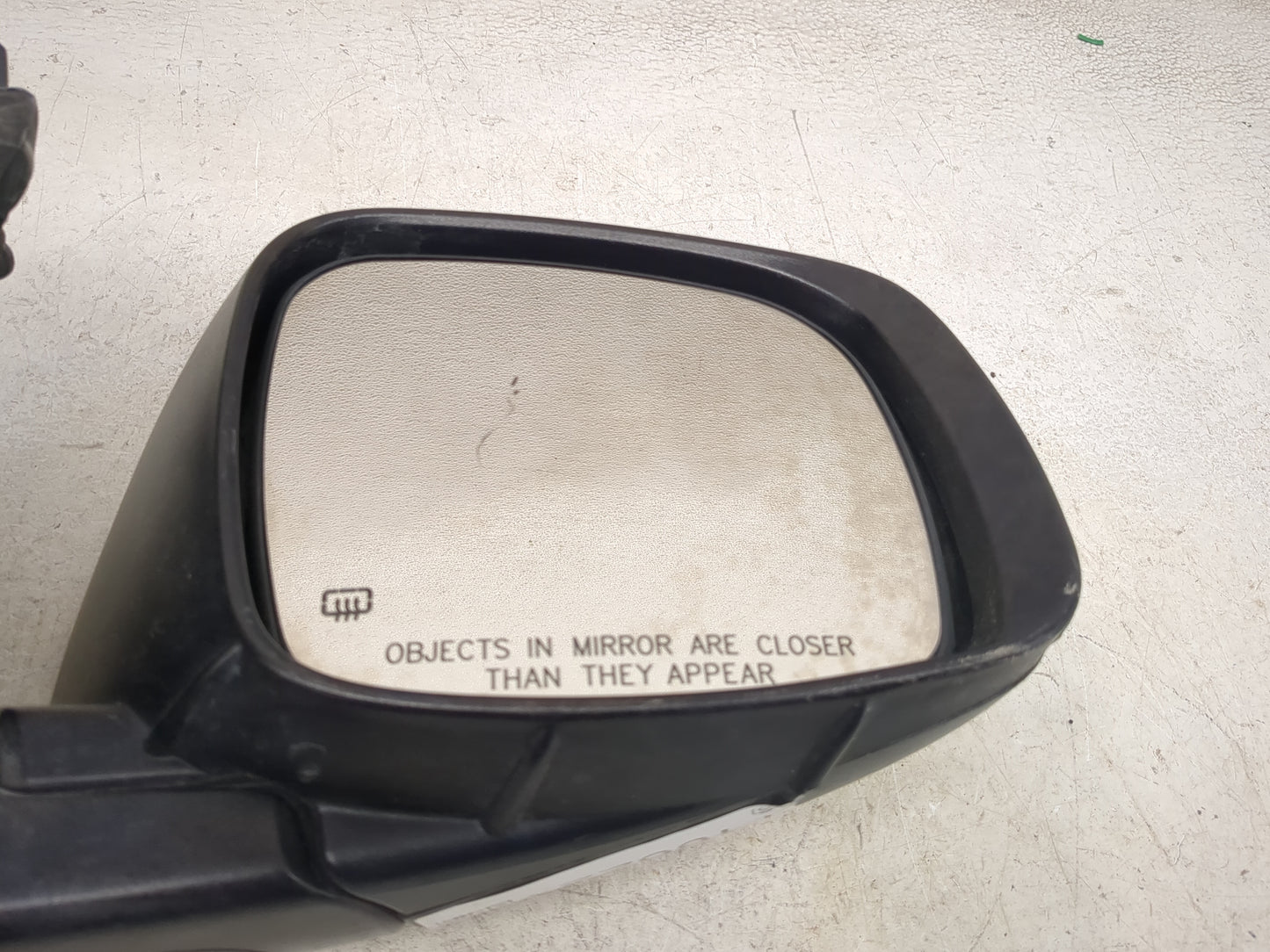 2013 Chrysler Town and Country Passenger Side View Mirror - Right Door Mirror OEM Used - Oemusedautoparts1.com