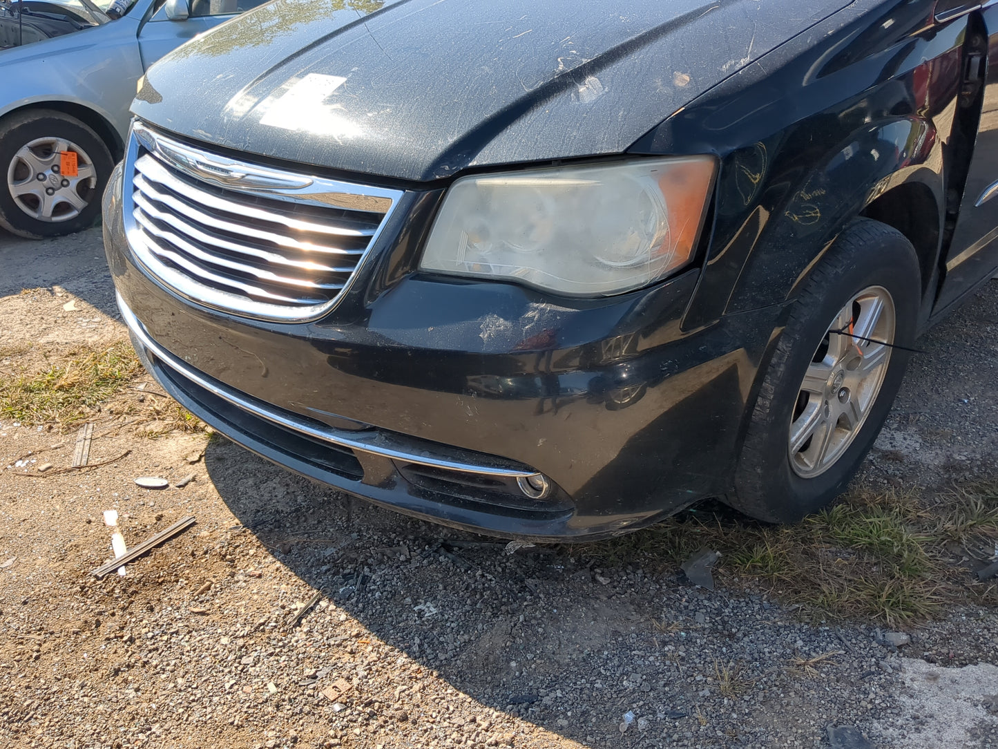 2011-2016 Chrysler Town & Country Front Bumper - Oem - Oemusedautoparts1.com