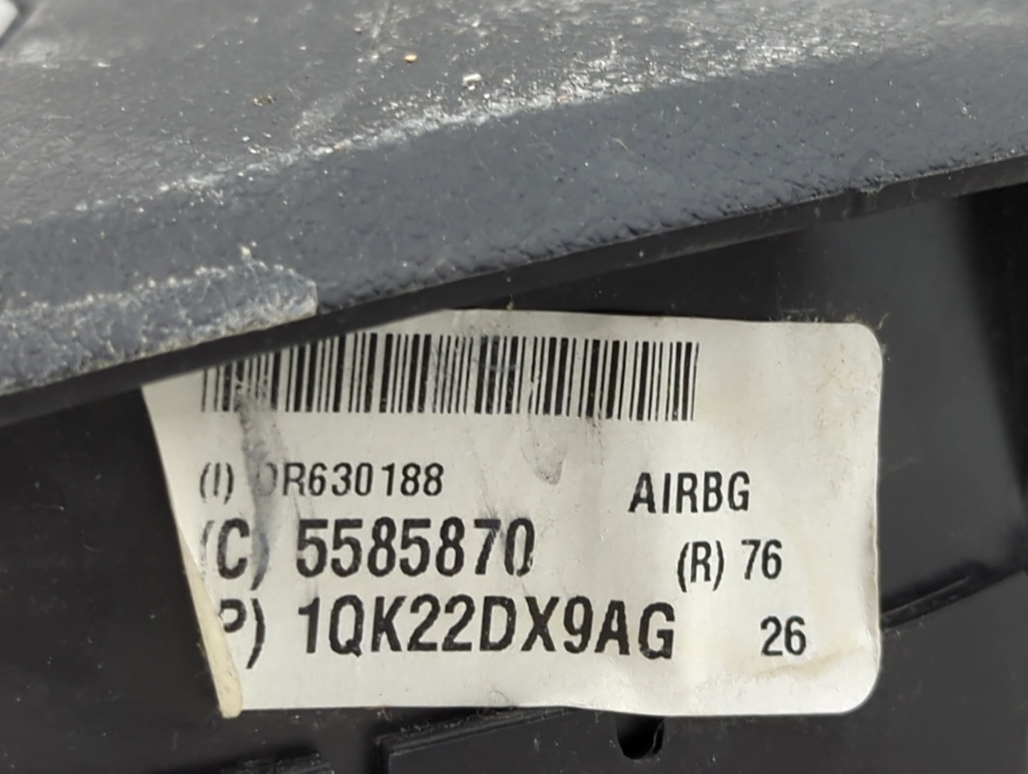 2013 Chrysler Town & Country Air Bag Driver Left Steering Wheel Mounted 1465955 - Oemusedautoparts1.com