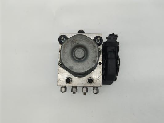 2013 Chrysler Town & Country ABS Pump Control Module Replacement P/N:P68183803AA P68183803AC, 2265106455, P68183803AB Fits OEM Used Auto Parts
