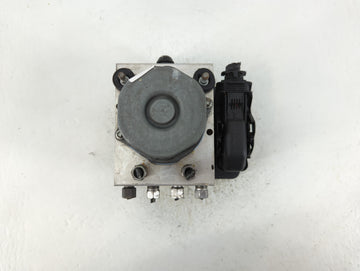 2013 Chrysler Town & Country ABS Pump Control Module Replacement P/N:P68183803AB Fits OEM Used Auto Parts