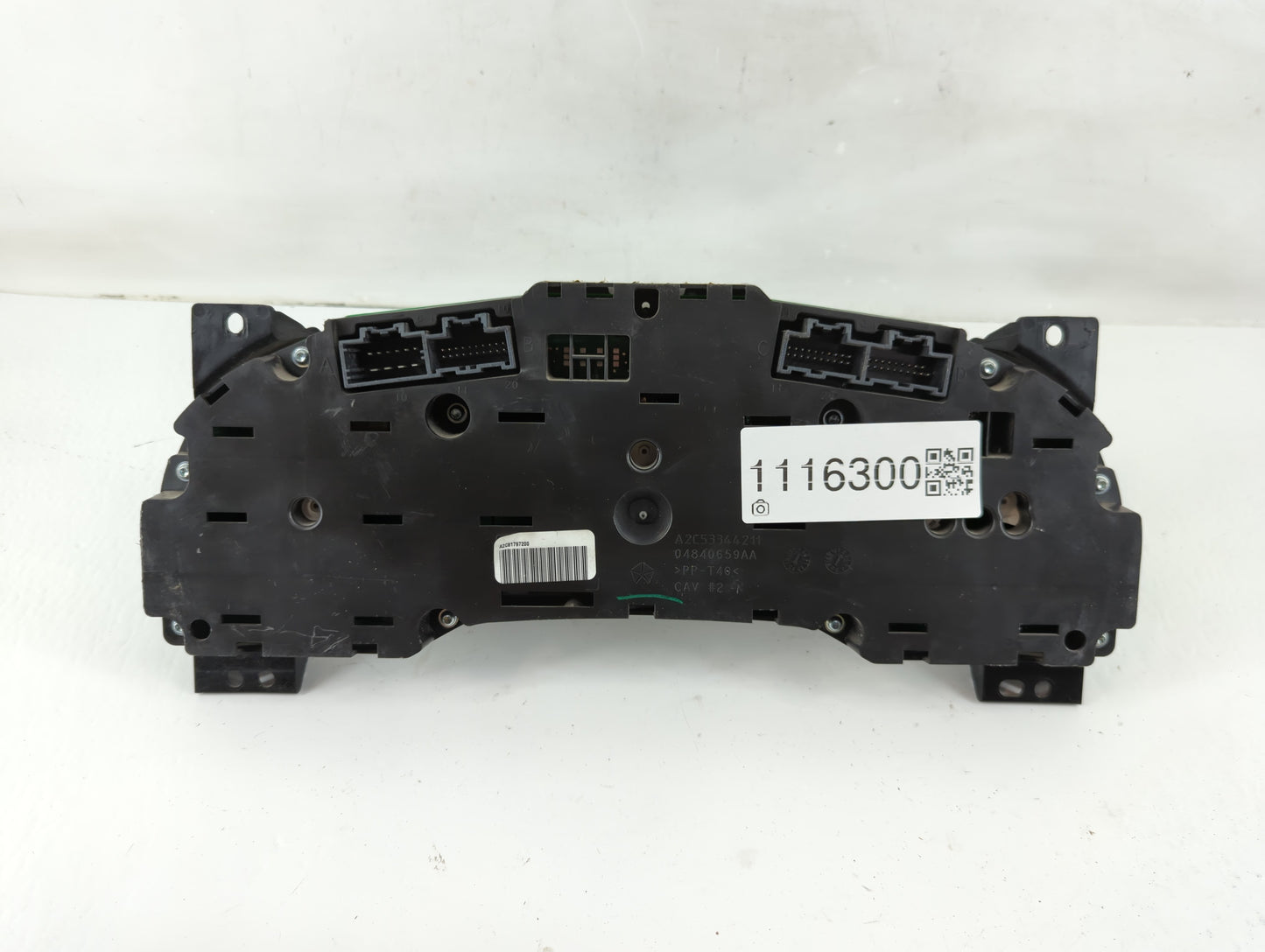 2011-2014 Dodge Avenger Instrument Cluster Speedometer Gauges P/N:P56046513AH Fits Fits 2011 2012 2013 2014 OEM Used Auto Pa