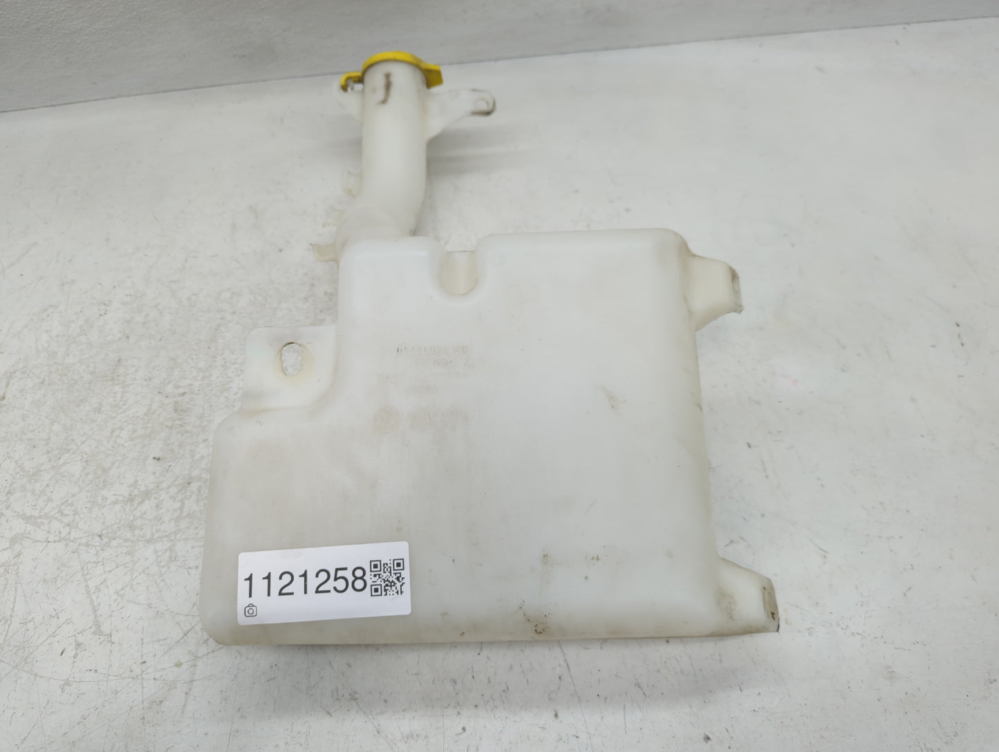 2011-2014 Dodge Avenger Windshield Washer Fluid Reservoir Bottle Oem - Oemusedautoparts1.com