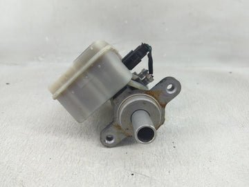 2008-2014 Dodge Avenger Brake Master Cylinder