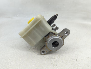 2008-2014 Dodge Avenger Brake Master Cylinder