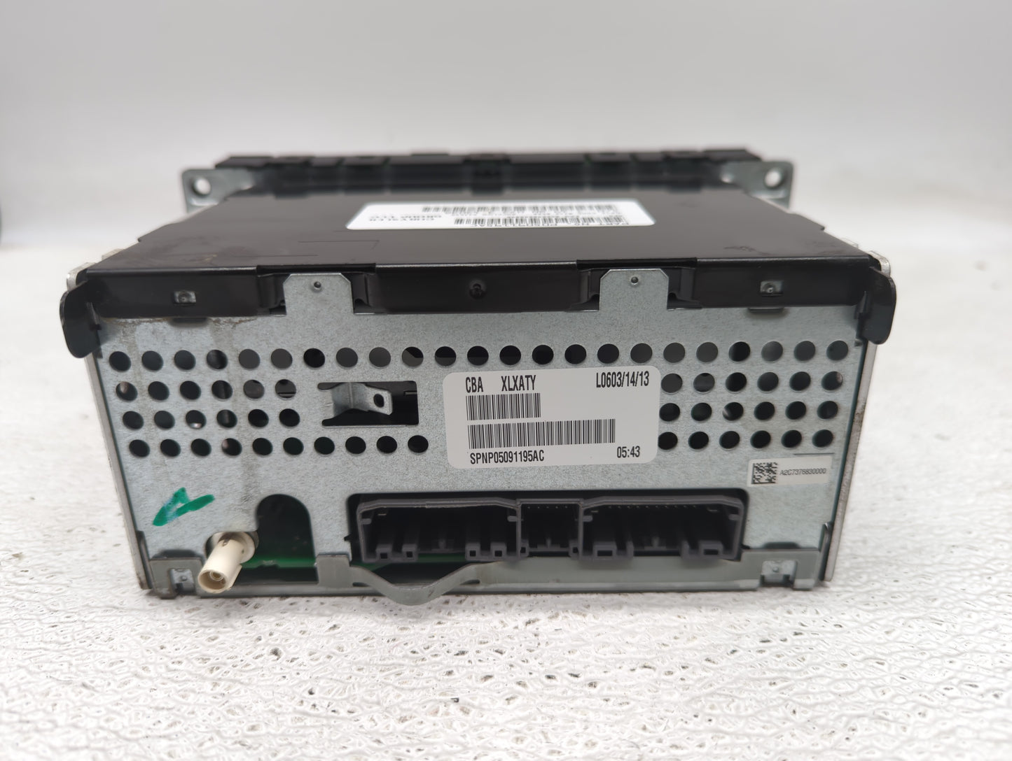 2013-2014 Dodge Avenger Radio AM FM Cd Player Receiver Replacement P/N:P05091195AC Fits Fits 2013 2014 OEM Used Auto Parts -