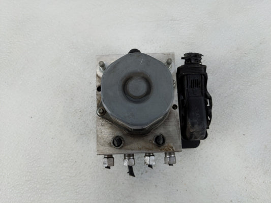 2013 Dodge Caravan ABS Pump Control Module Replacement P/N:68183803AA Fits OEM Used Auto Parts