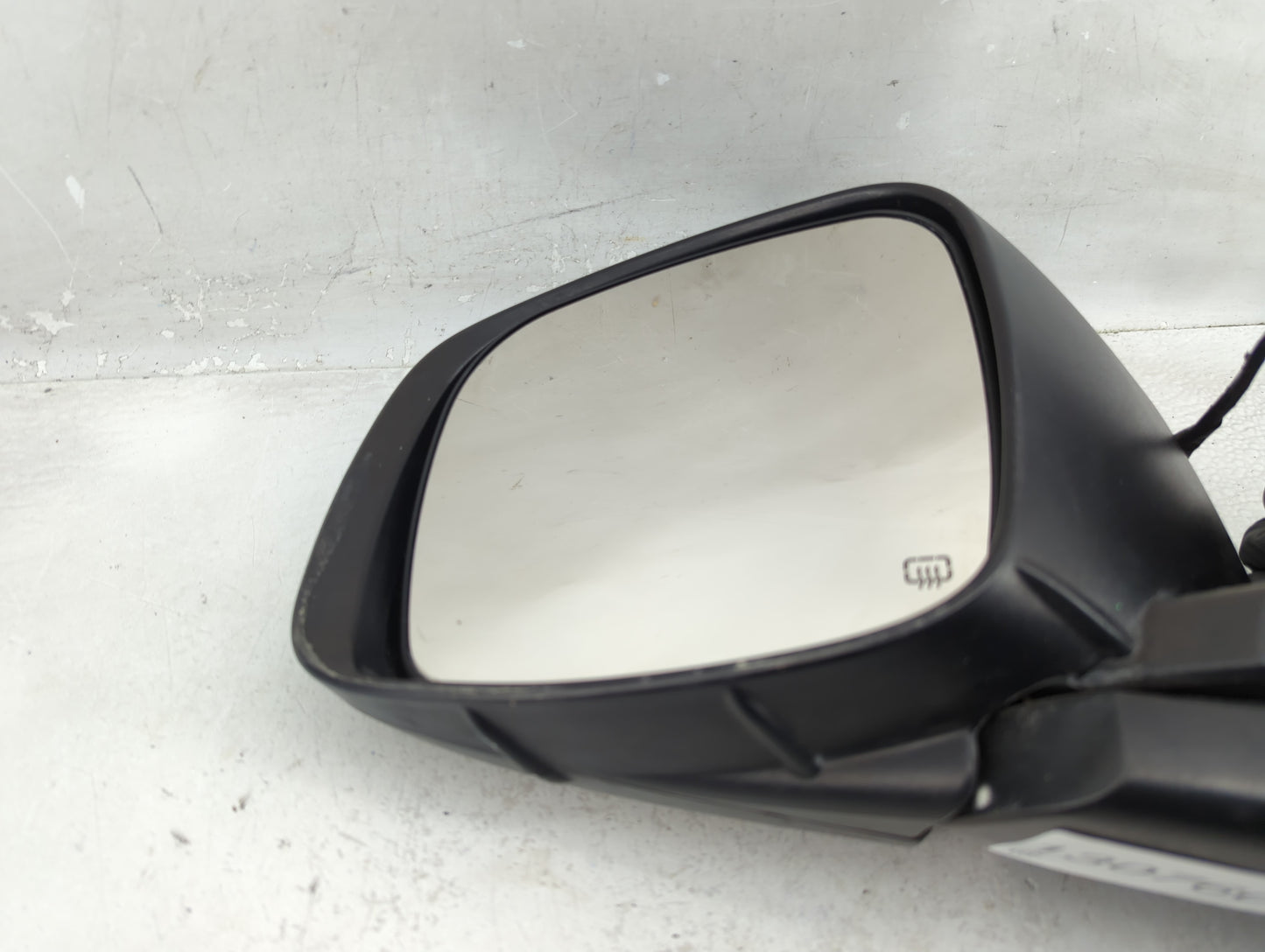 2013 Dodge Caravan Driver Side View Mirror - Left Door Mirror OEM Used - Oemusedautoparts1.com