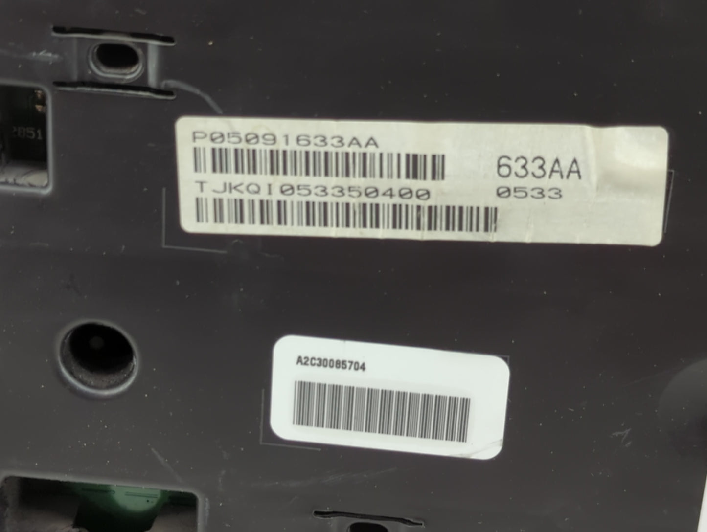 2013 Dodge Caravan Instrument Cluster Speedometer Gauges P/N:P05091633AA TJKQI053350400, A2C30085704 Fits OEM Used Auto Part