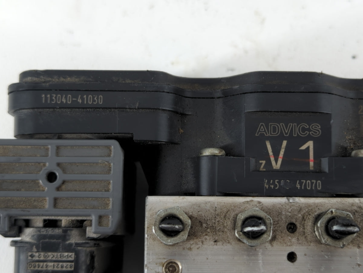 2013 Dodge Caravan Anti-Lock Brake ABS Pump Module Actuator OEM P/N:113040-41030 Fits OEM Used Auto Parts - Oemusedautoparts