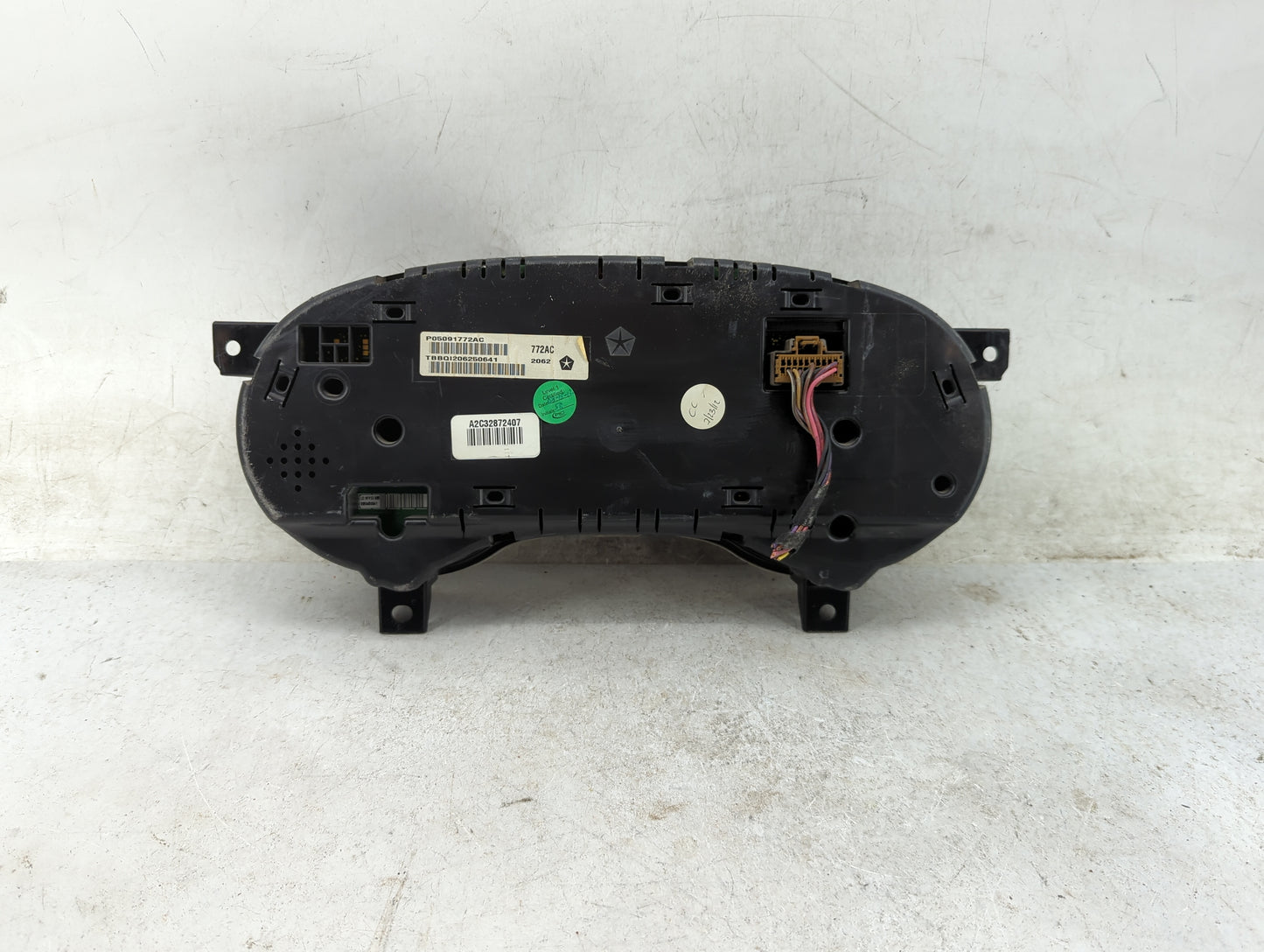 2013 Dodge Charger Instrument Cluster Speedometer Gauges P/N:P05091772AC A2C32872407 Miles: Fits OEM Used Auto Parts - Oemus