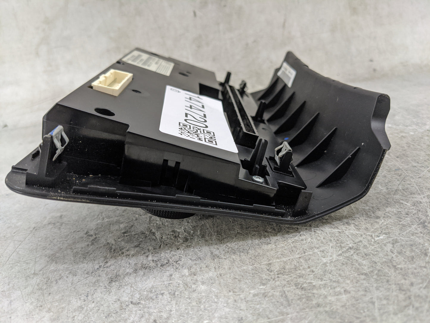 2011-2014 Dodge Charger Climate Control Module Temperature AC/Heater Replacement P/N:1QH12DX9AE 1QH08DX9AE Fits OEM Used Aut