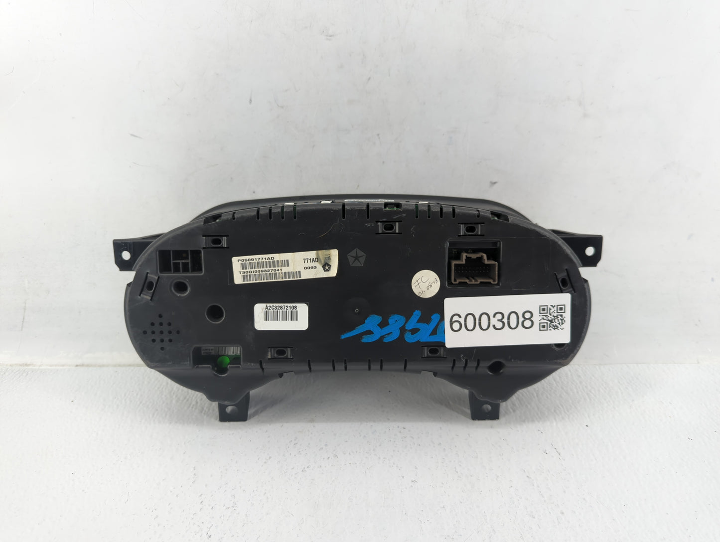 2013 Dodge Charger Instrument Cluster Speedometer Gauges P/N:P05091771AD Fits OEM Used Auto Parts - Oemusedautoparts1.com