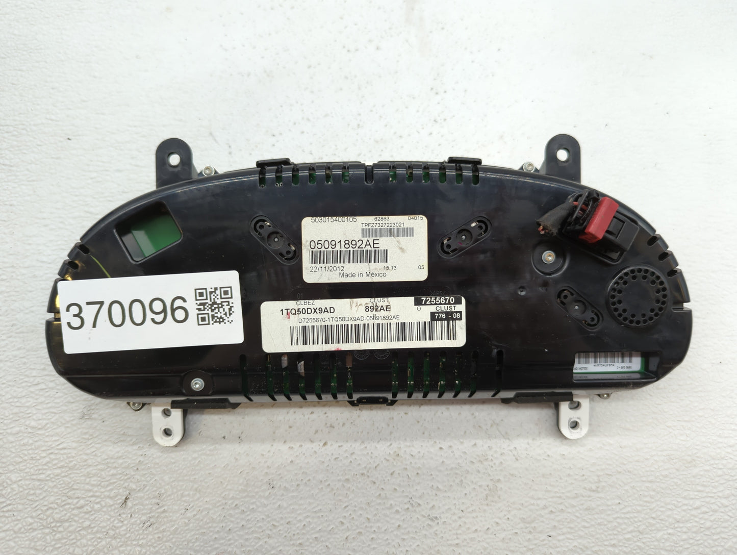 2013 Dodge Dart Instrument Cluster Speedometer Gauges P/N:05091892AE 56054660AA, 05091892AA Fits OEM Used Auto Parts - Oemus