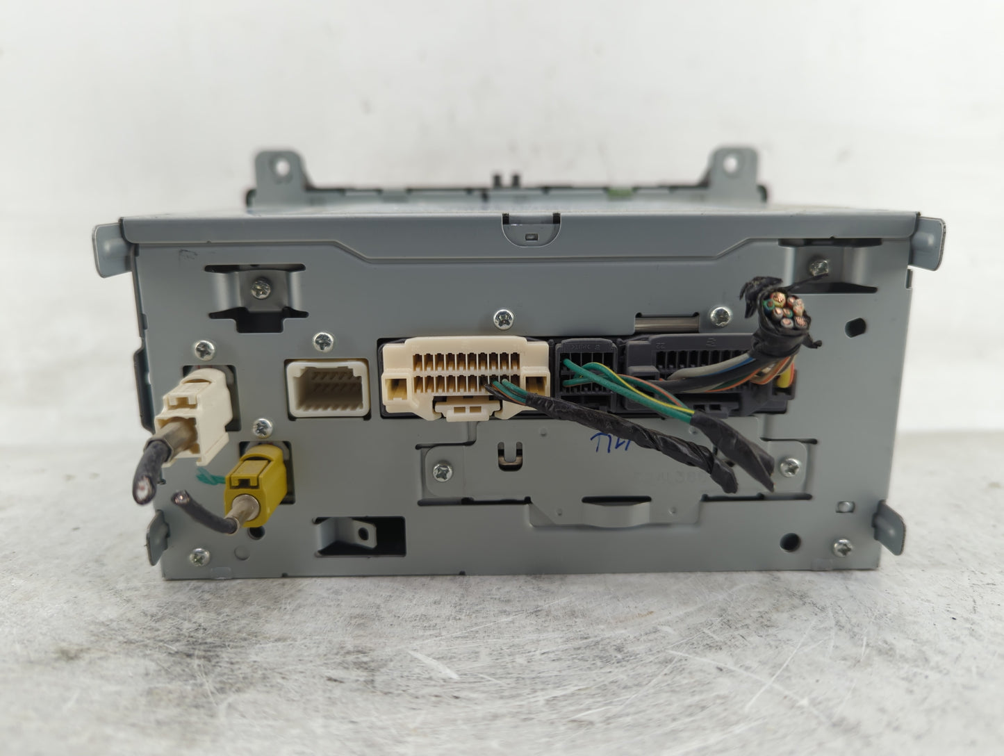 2011-2013 Dodge Durango Radio AM FM Cd Player Receiver Replacement P/N:05091178AB Fits Fits 2011 2012 2013 OEM Used Auto Par