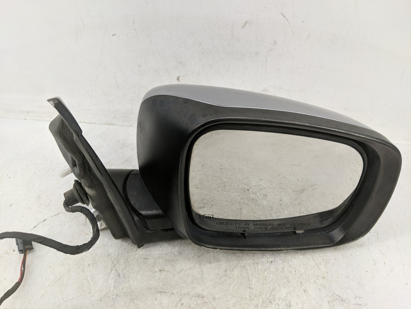 2011-2020 Dodge Grand Caravan Side Mirror Replacement Passenger Right View Door Mirror Fits OEM Used Auto Parts - Oemusedaut