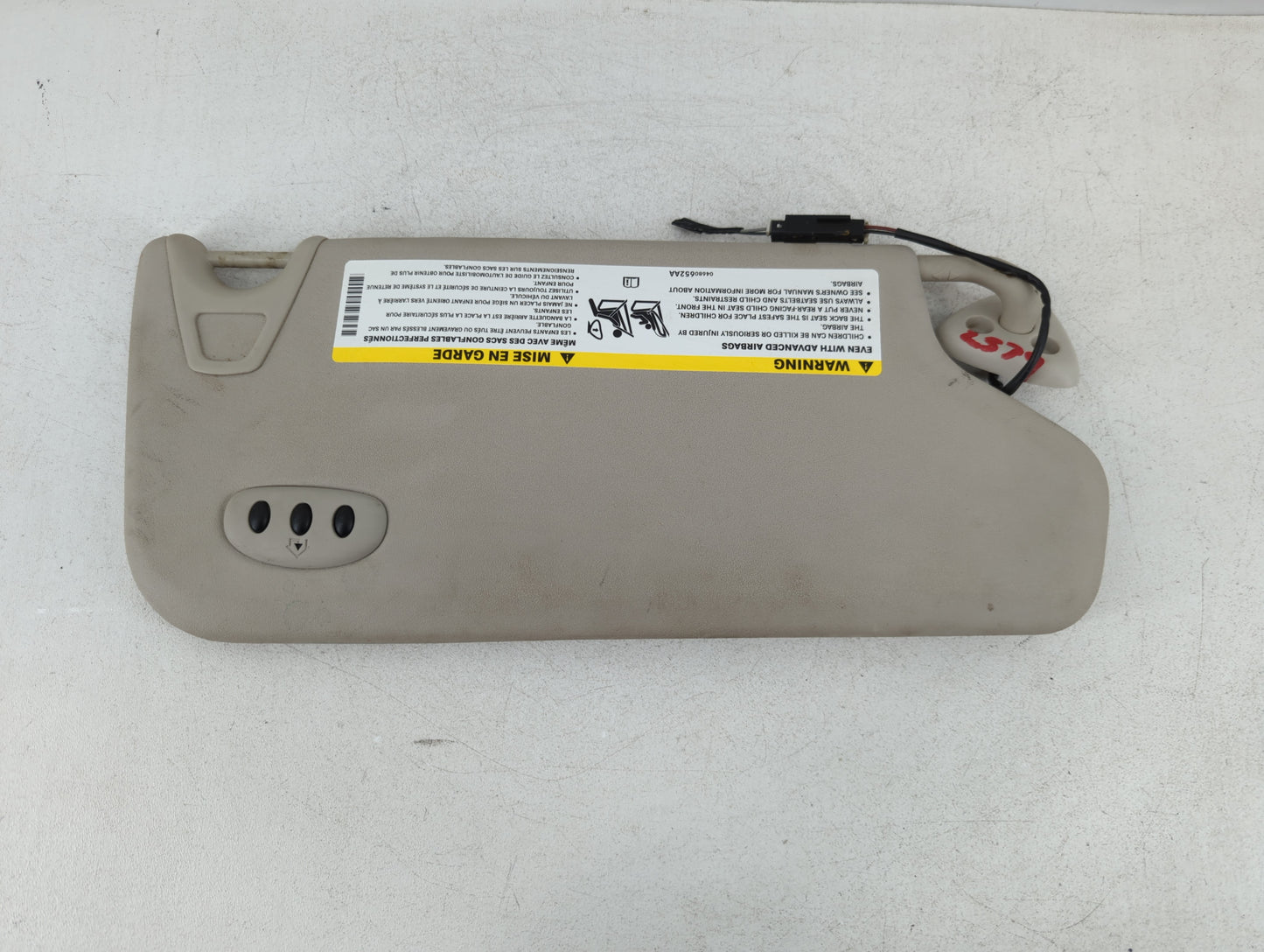 2013 Dodge Journey Sun Visor Shade Replacement Driver Left Mirror Fits OEM Used Auto Parts - Oemusedautoparts1.com