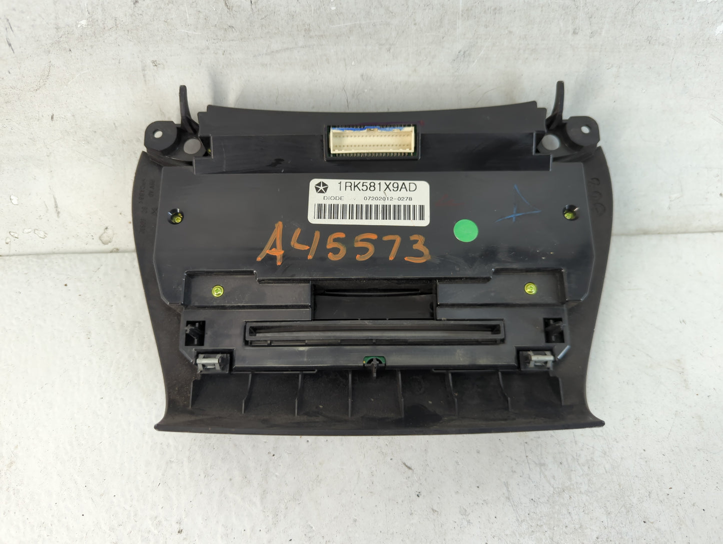 2011-2017 Dodge Journey Climate Control Module Temperature AC/Heater Replacement P/N:1RK581X9AD Fits OEM Used Auto Parts - O