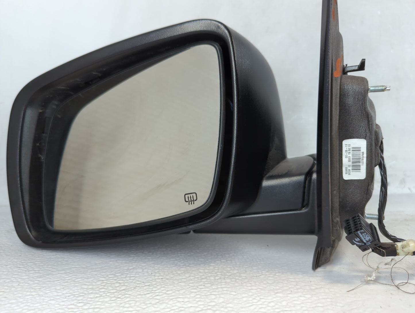 2013 Dodge Journey Driver Side View Mirror - Left Door Mirror OEM Used - Oemusedautoparts1.com