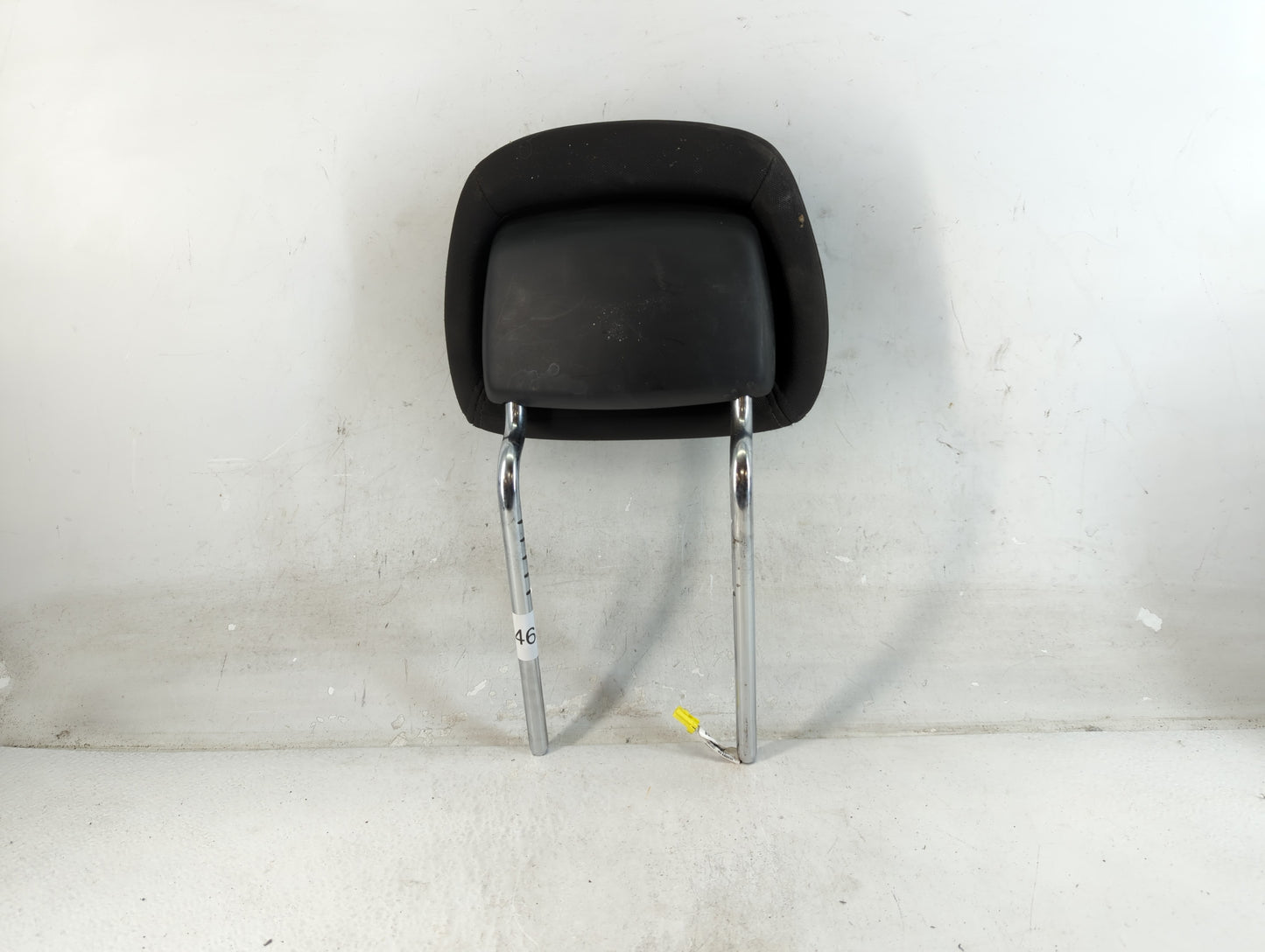2011-2017 Dodge Journey Headrest Head Rest Front Driver Passenger Seat Fits Fits 2011 2012 2013 2014 2015 2016 2017 OEM Used