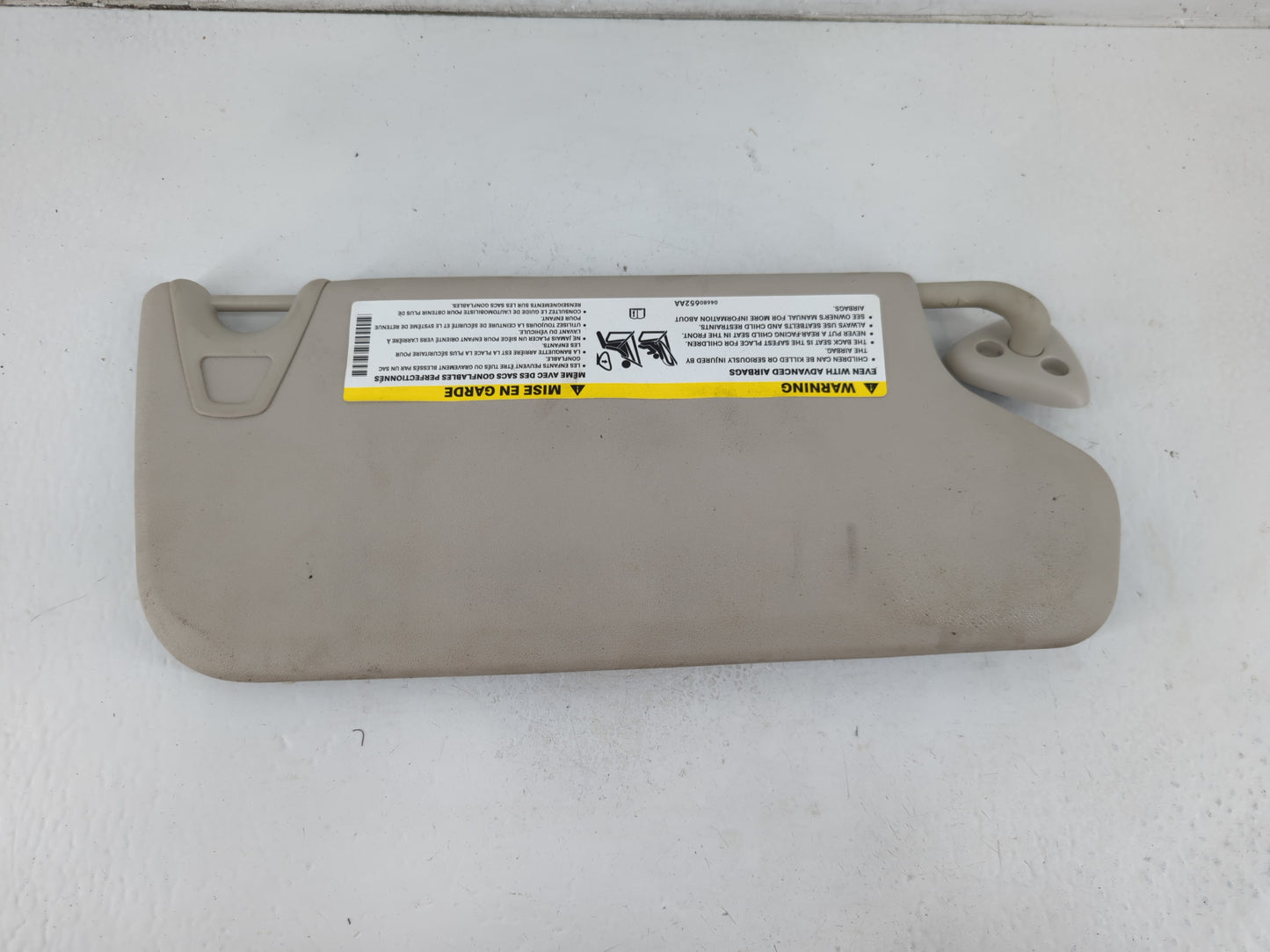 2013 Dodge Journey Sun Visor Shade Replacement Driver Left Mirror Fits OEM Used Auto Parts - Oemusedautoparts1.com