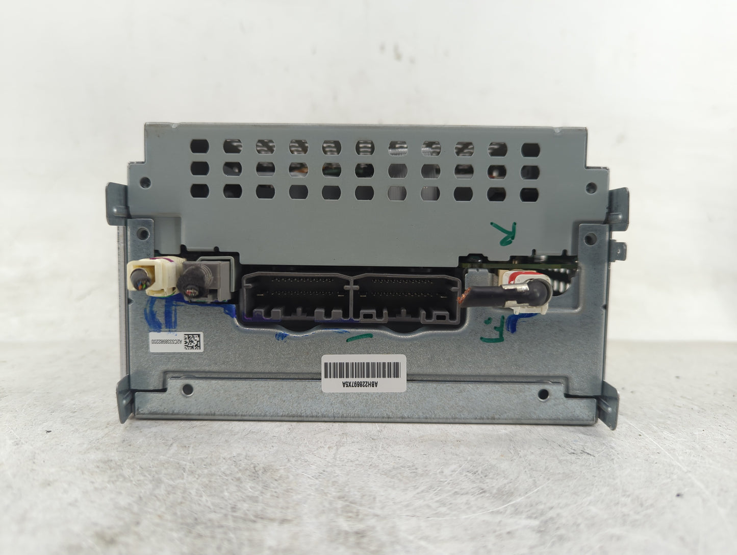 2013 Dodge Journey Radio AM FM Cd Player Receiver Replacement P/N:P05091920AB Fits OEM Used Auto Parts - Oemusedautoparts1.c