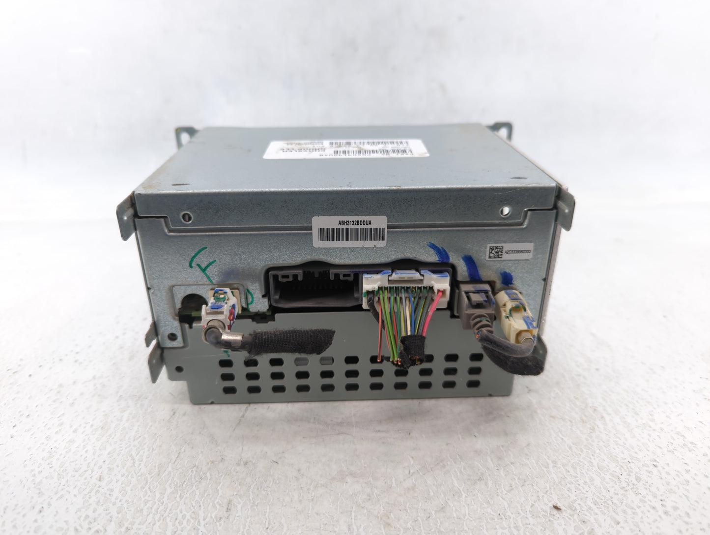 2013 Dodge Journey Radio AM FM Cd Player Receiver Replacement P/N:P05091920AB Fits OEM Used Auto Parts - Oemusedautoparts1.c