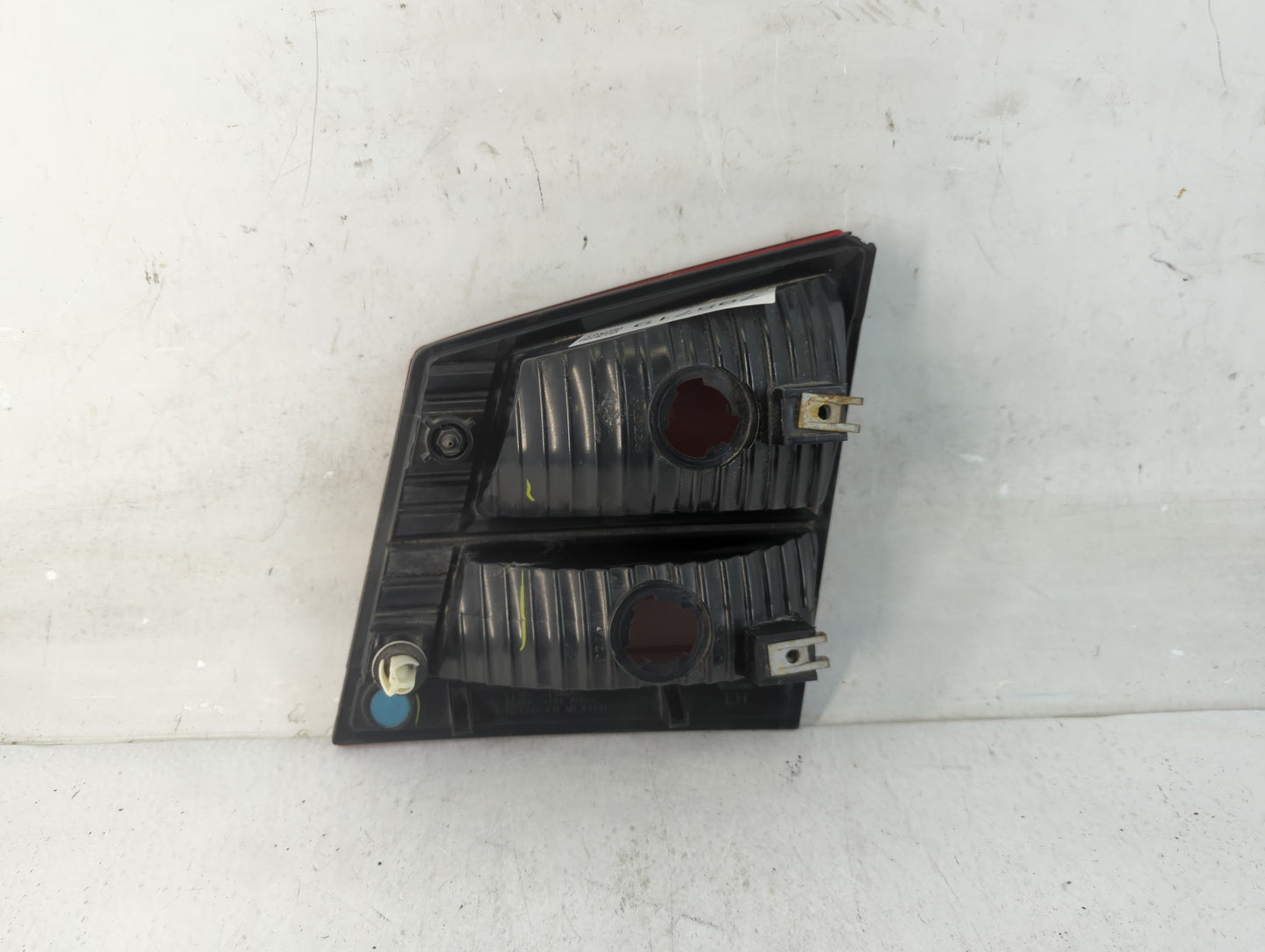 2013 Dodge Journey Tail Light Assembly Driver Left OEM P/N:04896369AF Fits OEM Used Auto Parts - Oemusedautoparts1.com