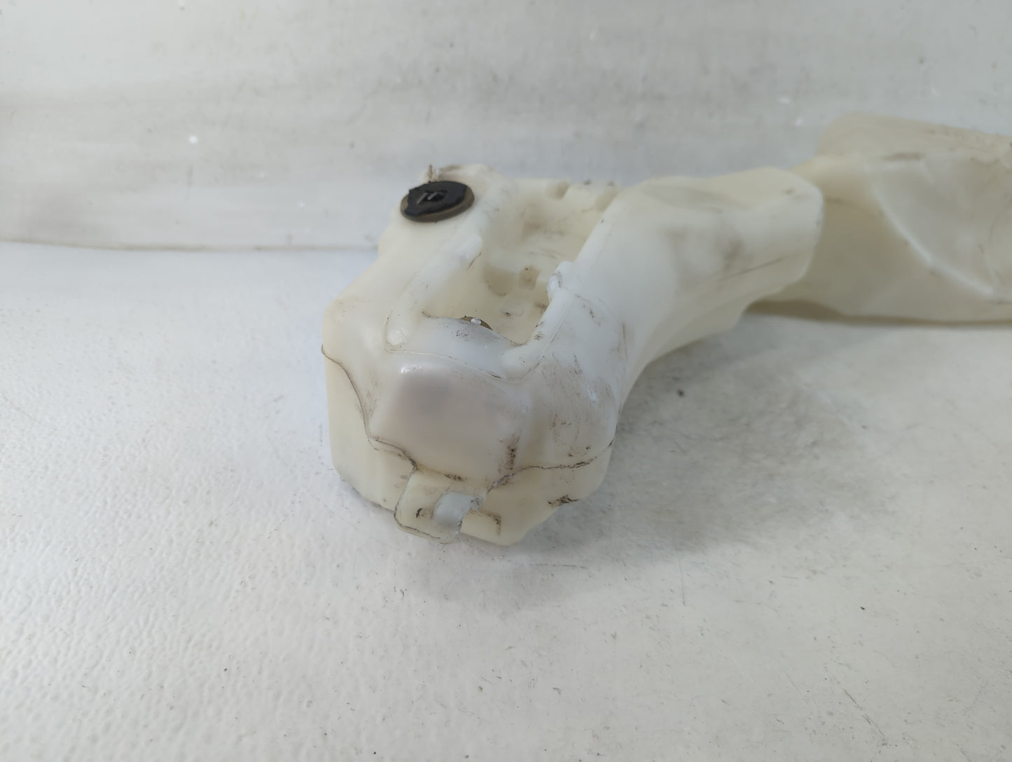 2013 Dodge Journey Windshield Washer Fluid Reservoir Bottle Oem - Oemusedautoparts1.com