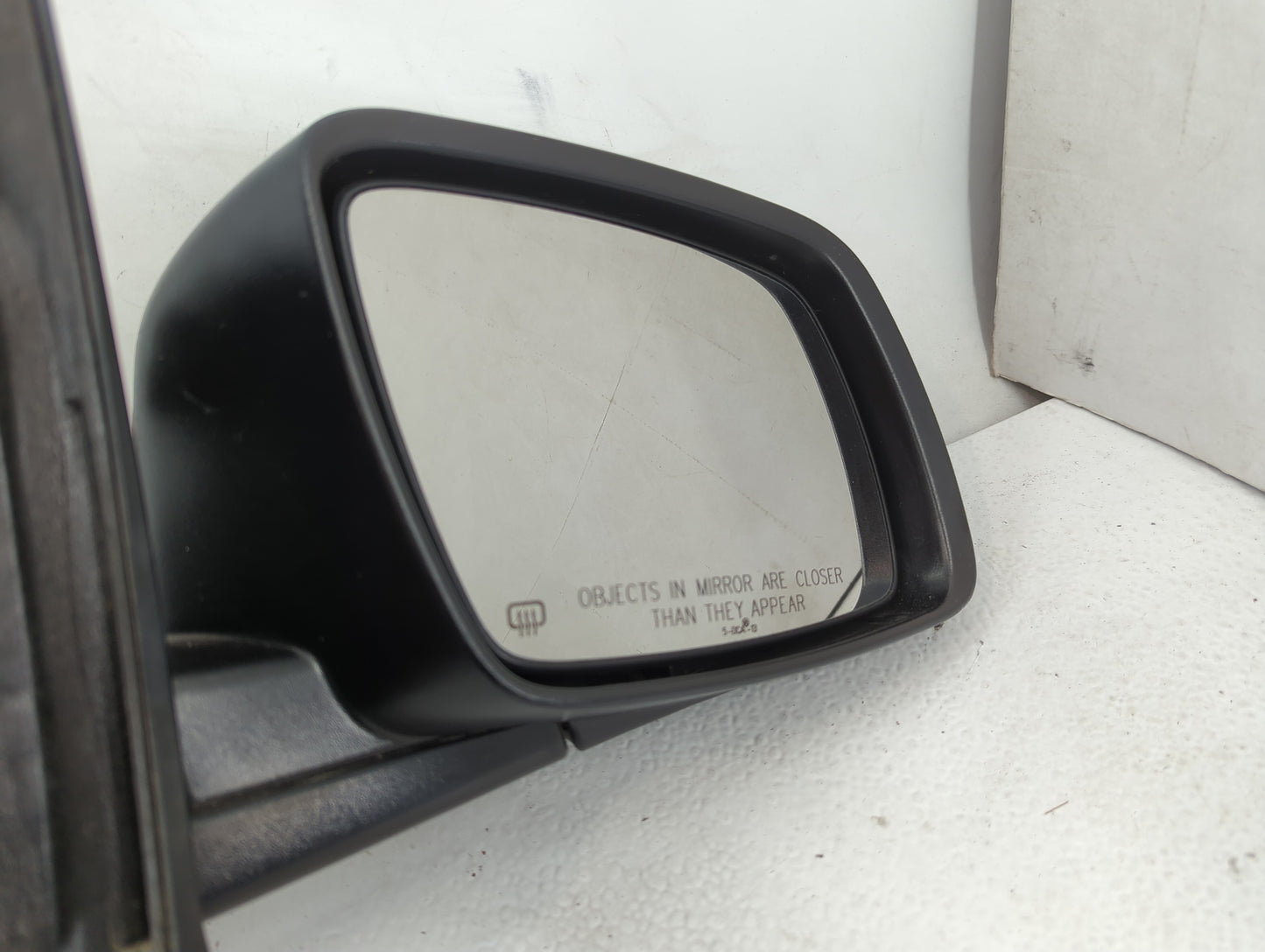 2013 Dodge Journey Passenger Right Side View Manual Door Mirror Black - Oemusedautoparts1.com