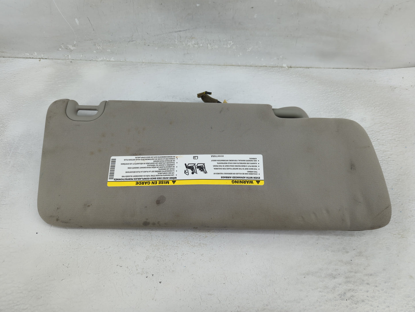 2013 Dodge Ram 1500 Sun Visor Shade Replacement Driver Left Mirror Fits Fits 2014 2015 2016 2017 2018 OEM Used Auto Parts -