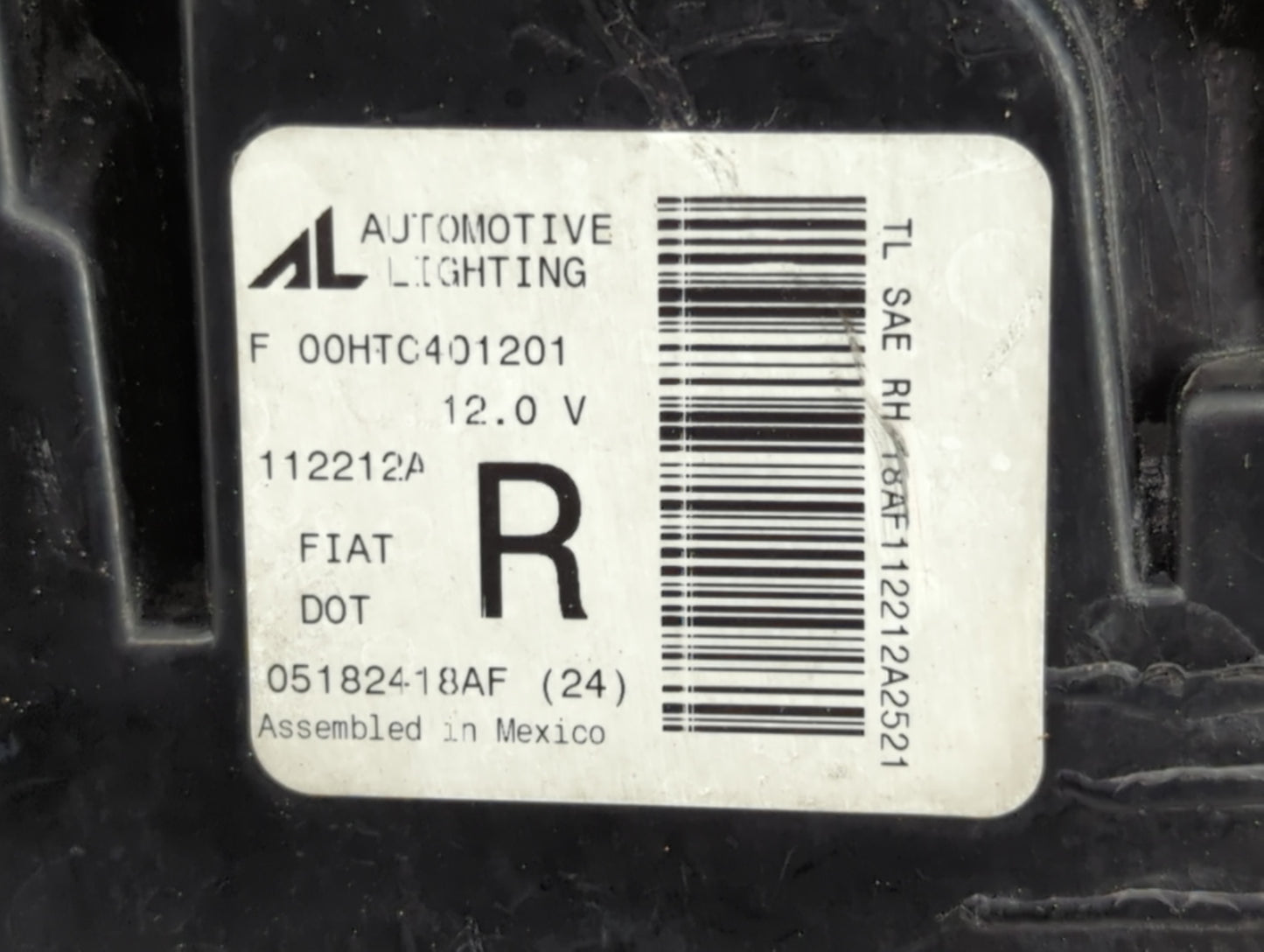 2012-2017 Fiat 500 Tail Light Assembly Passenger Right OEM P/N:05182418AF Fits Fits 2012 2013 2014 2015 2016 2017 OEM Used A