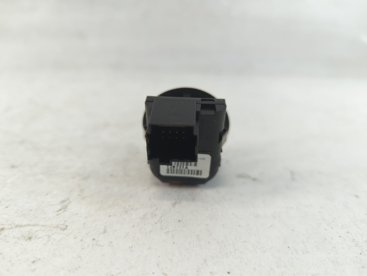 2009-2014 Ford E-150 Master Power Window Switch Replacement Driver Side Left P/N:130731A Fits OEM Used Auto Parts - Oemuseda