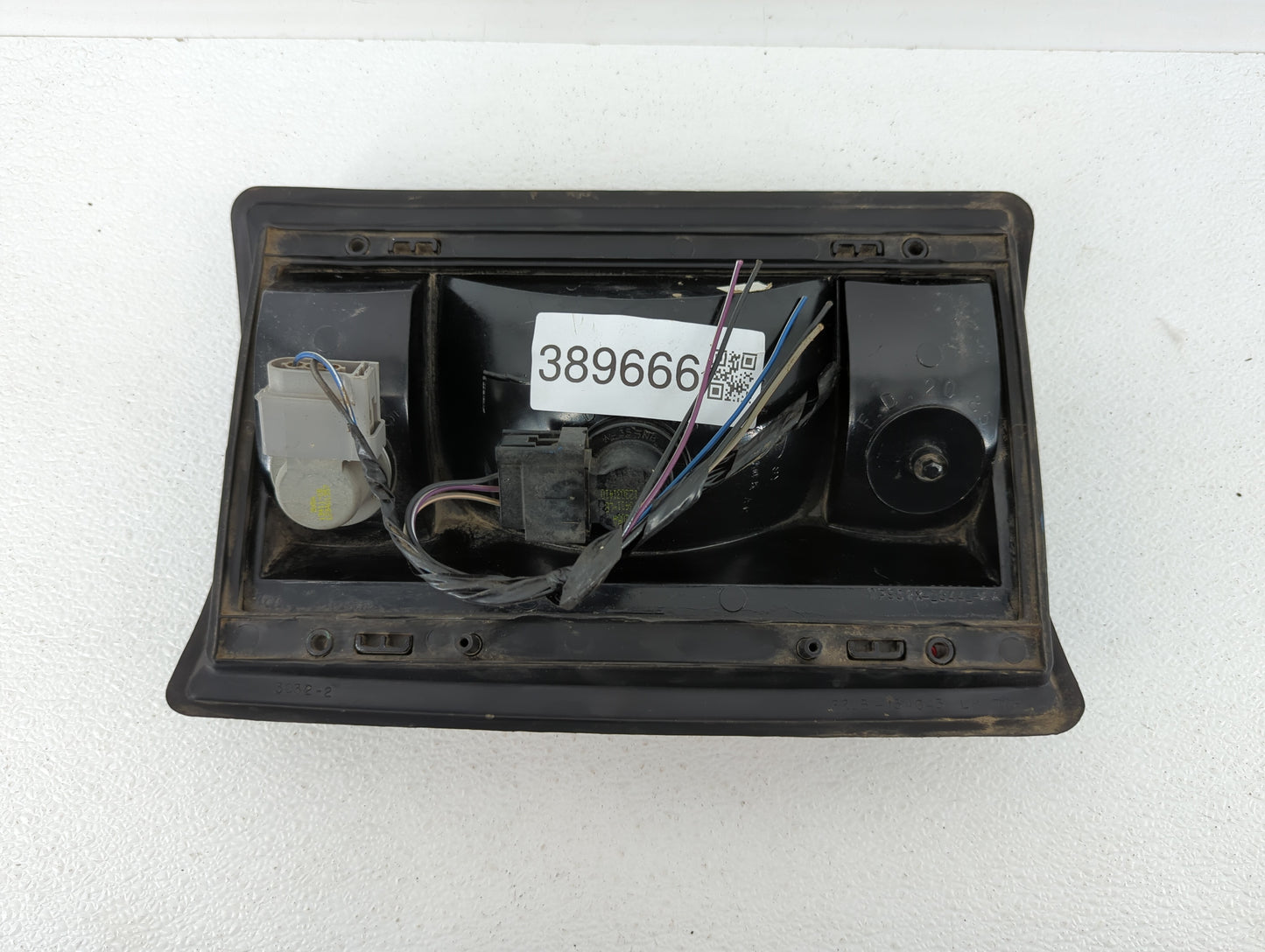 2005-2014 Ford E-250 Tail Light Assembly Driver Left OEM P/N:F7UB 13441 AA Fits OEM Used Auto Parts - Oemusedautoparts1.com