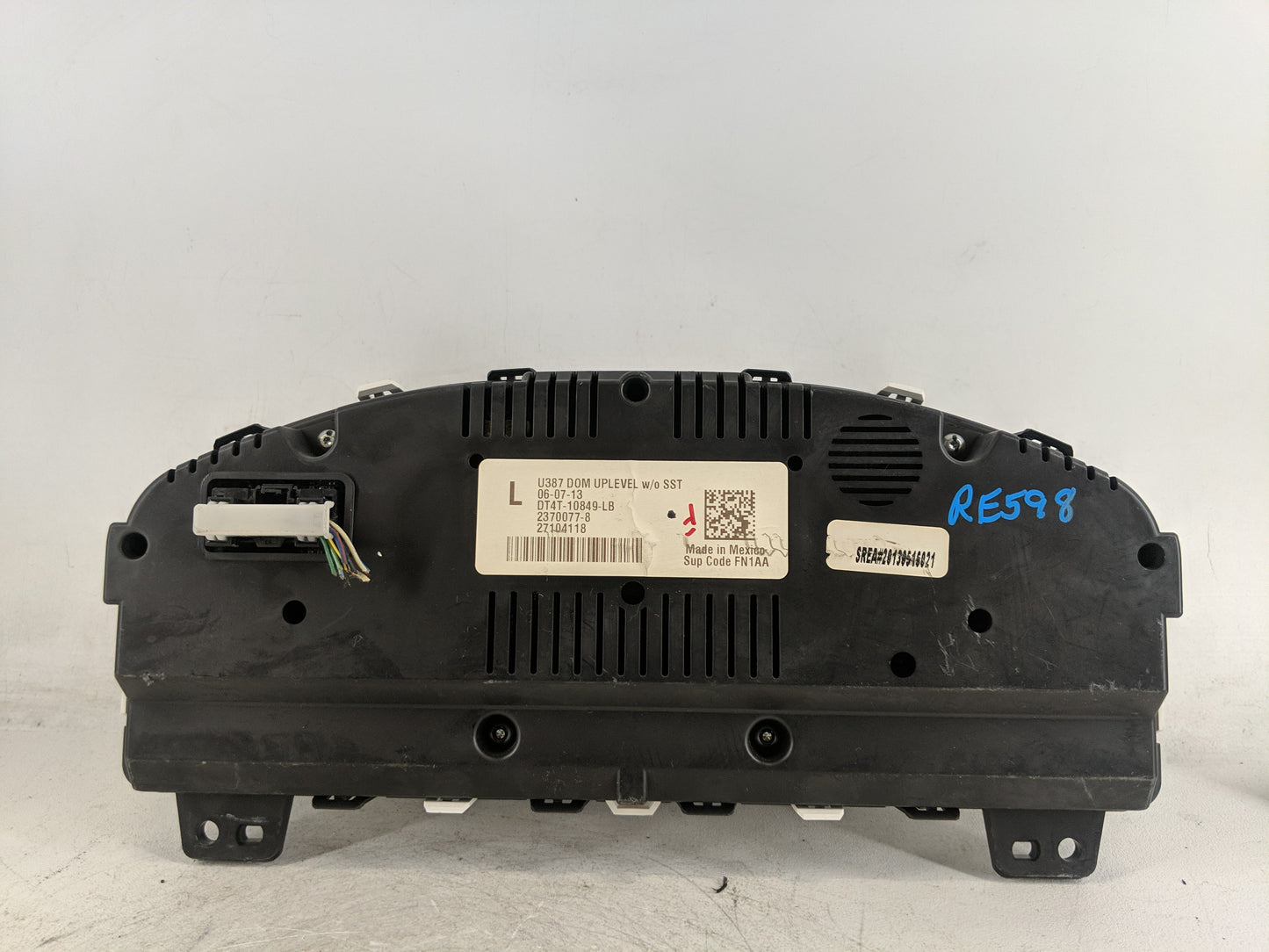 2013 Ford Edge Instrument Cluster Speedometer Gauges P/N:DT4T-10849-LB Fits OEM Used Auto Parts - Oemusedautoparts1.com
