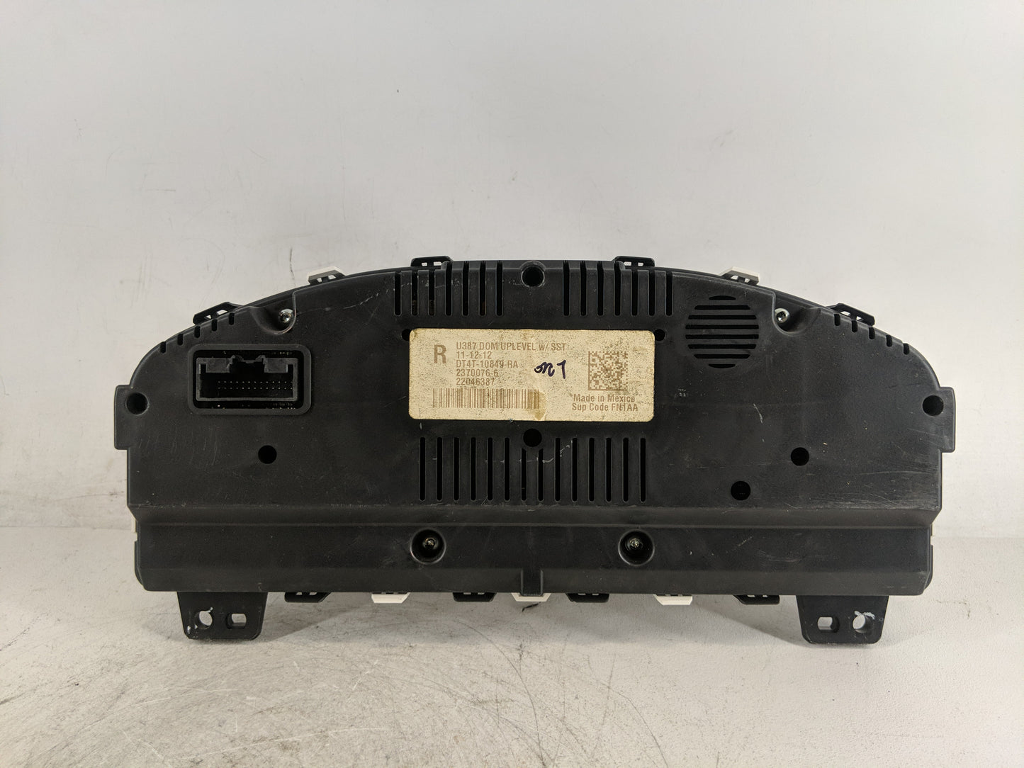 2013 Ford Edge Instrument Cluster Speedometer Gauges P/N:DT4T-10849-RA Fits OEM Used Auto Parts - Oemusedautoparts1.com