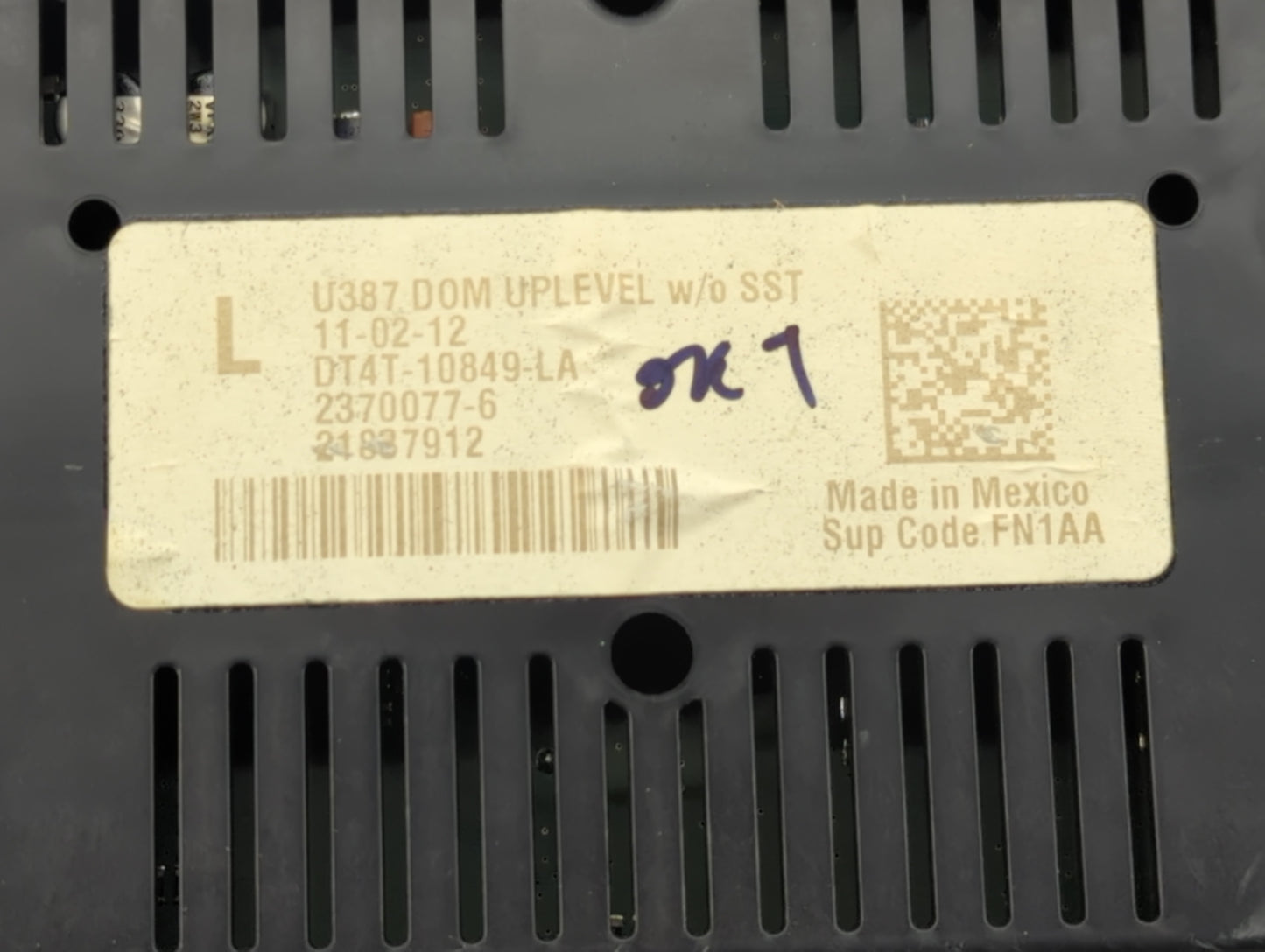 2013 Ford Edge Instrument Cluster Speedometer Gauges P/N:DT4T-10849-LA Fits OEM Used Auto Parts - Oemusedautoparts1.com