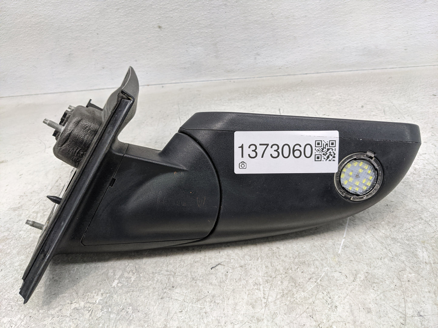 2011-2014 Ford Edge Passenger Side View Mirror - Right Door Mirror OEM Used - Oemusedautoparts1.com